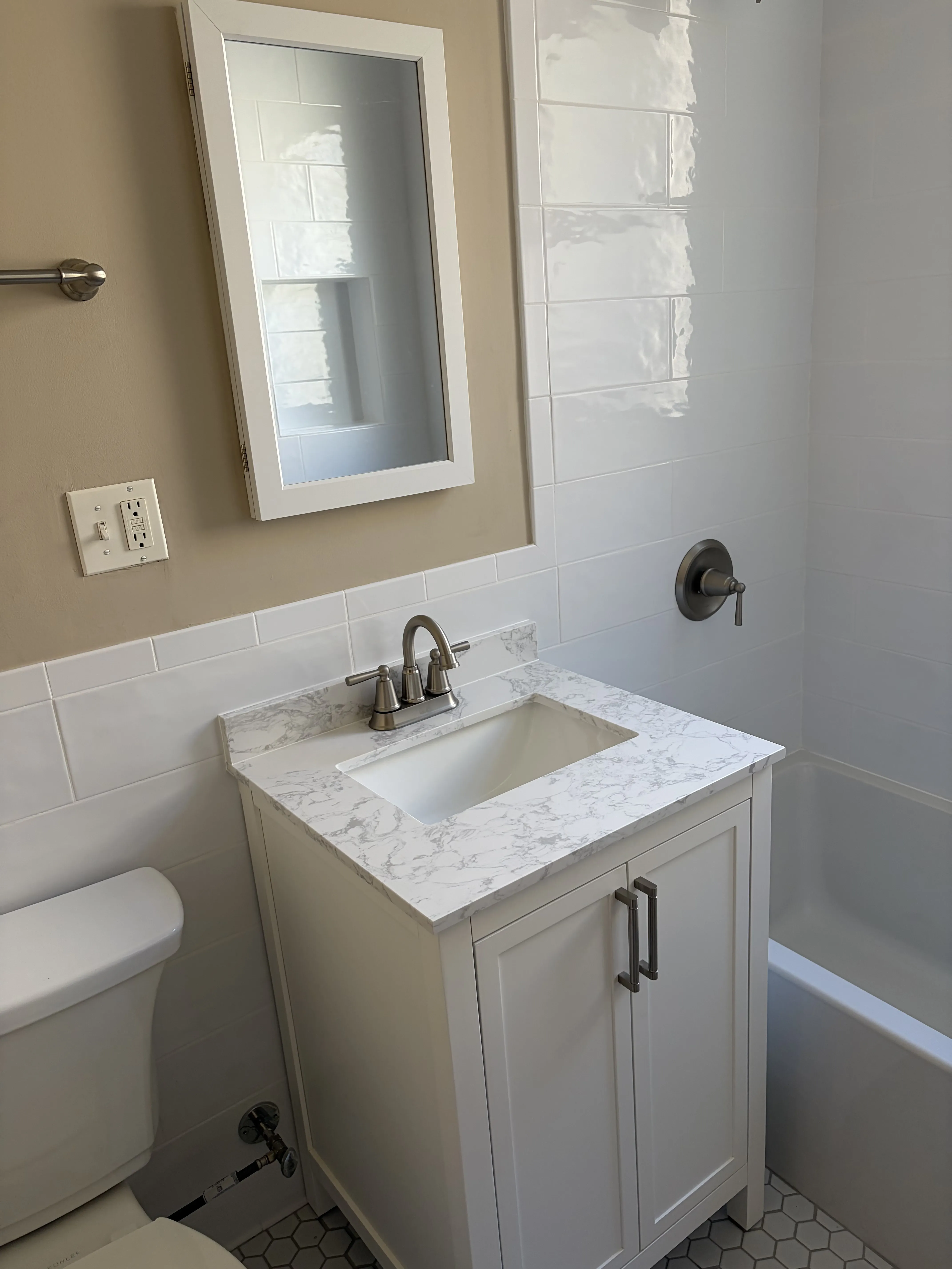 N Sacramento Ave 60625-unit#Apt 2-Chicago-IL