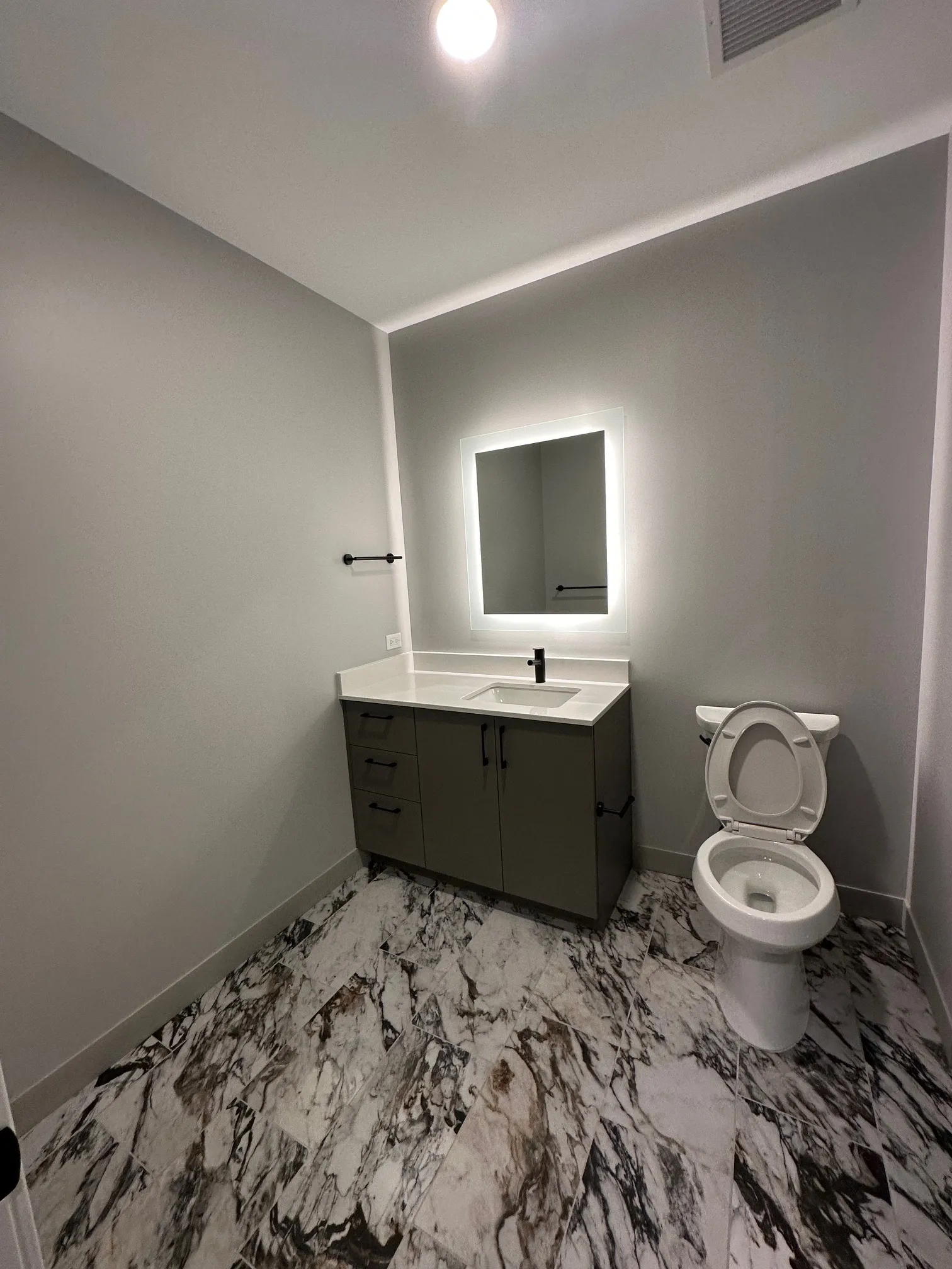 1101 W Van Buren St 60607 60607-unit#1412-Chicago-IL