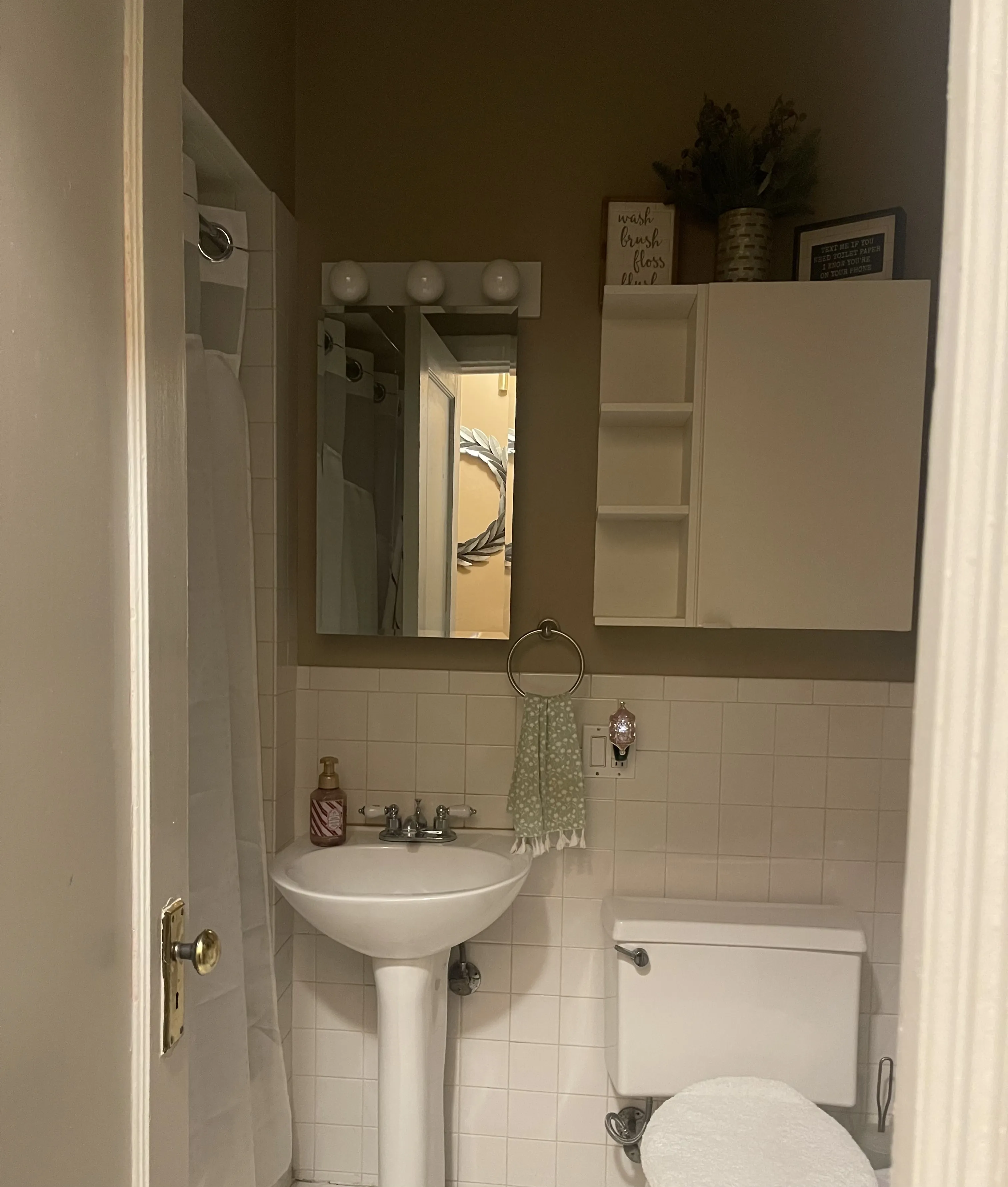 6345 N LAKEWOOD AVE 60660-unit#3S-Chicago-IL