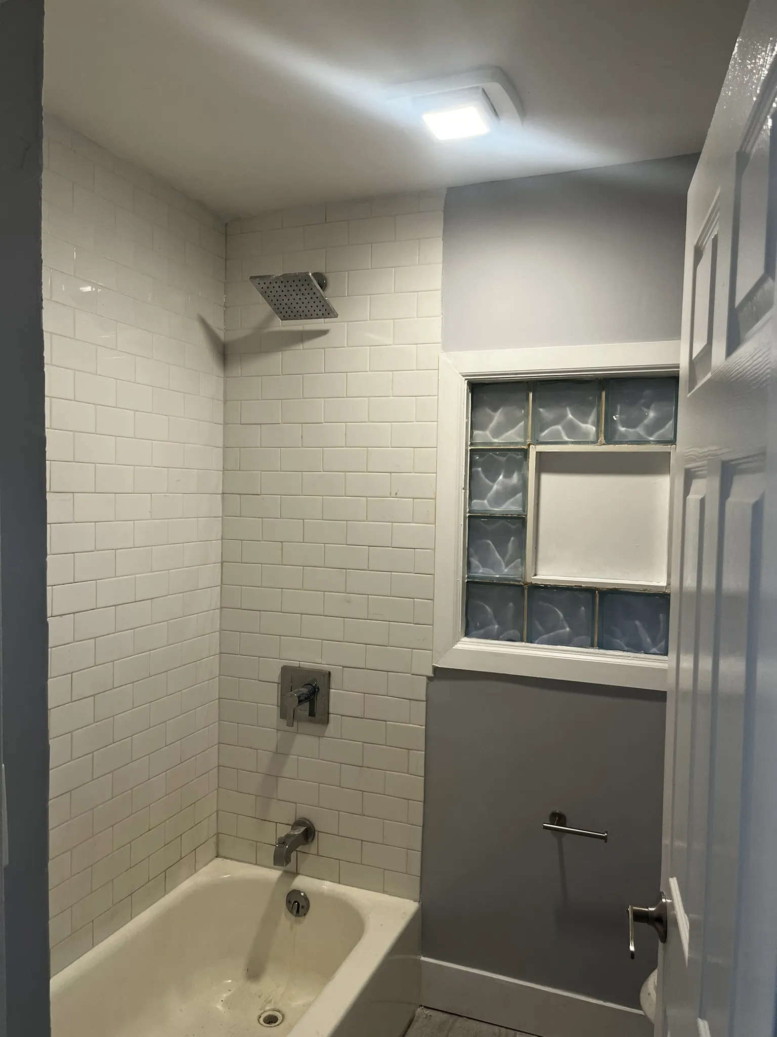 9620 S Ave M   60617 60617-unit#1-Chicago-IL