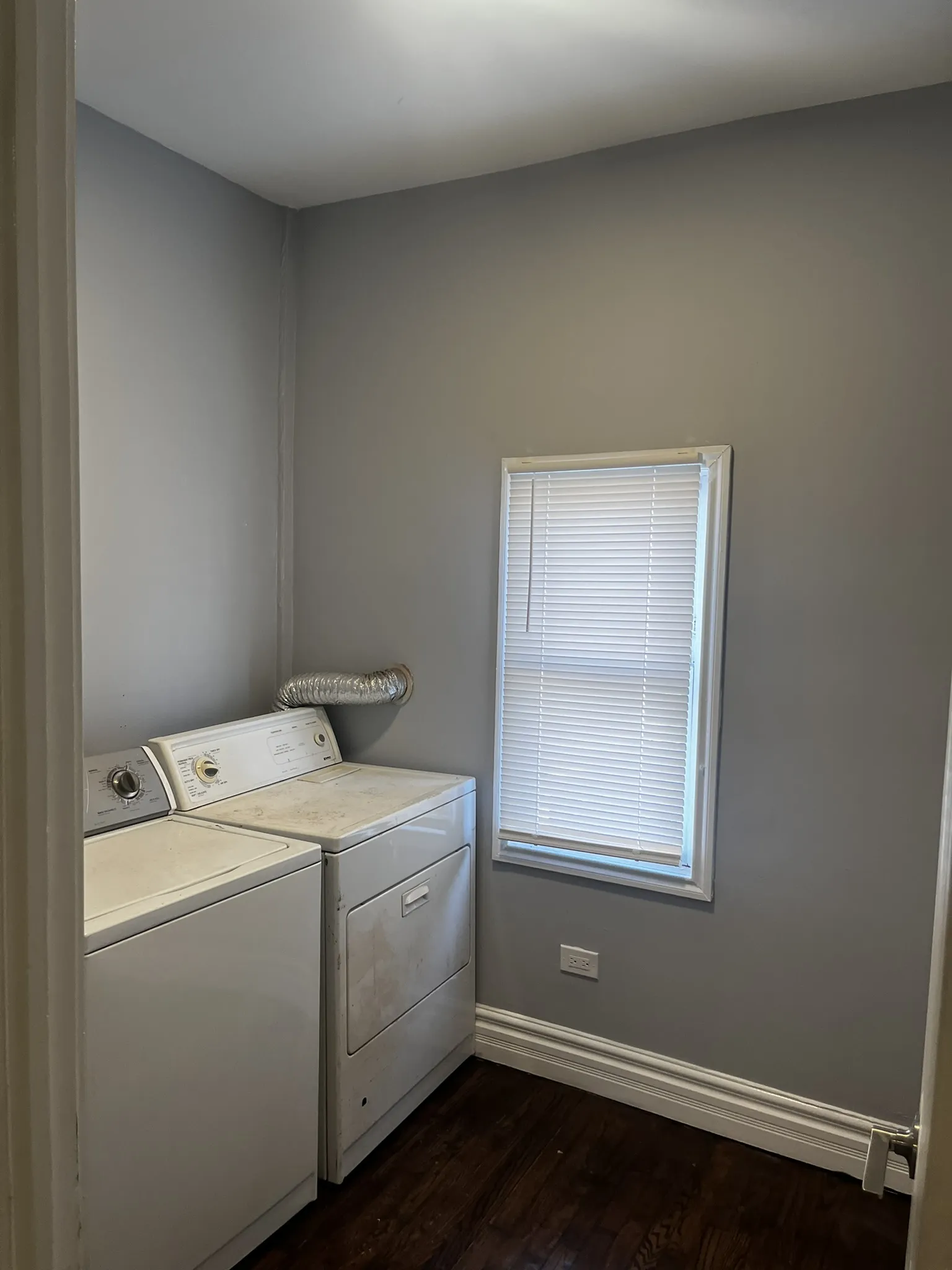 9620 S Ave M   60617 60617-unit#1-Chicago-IL