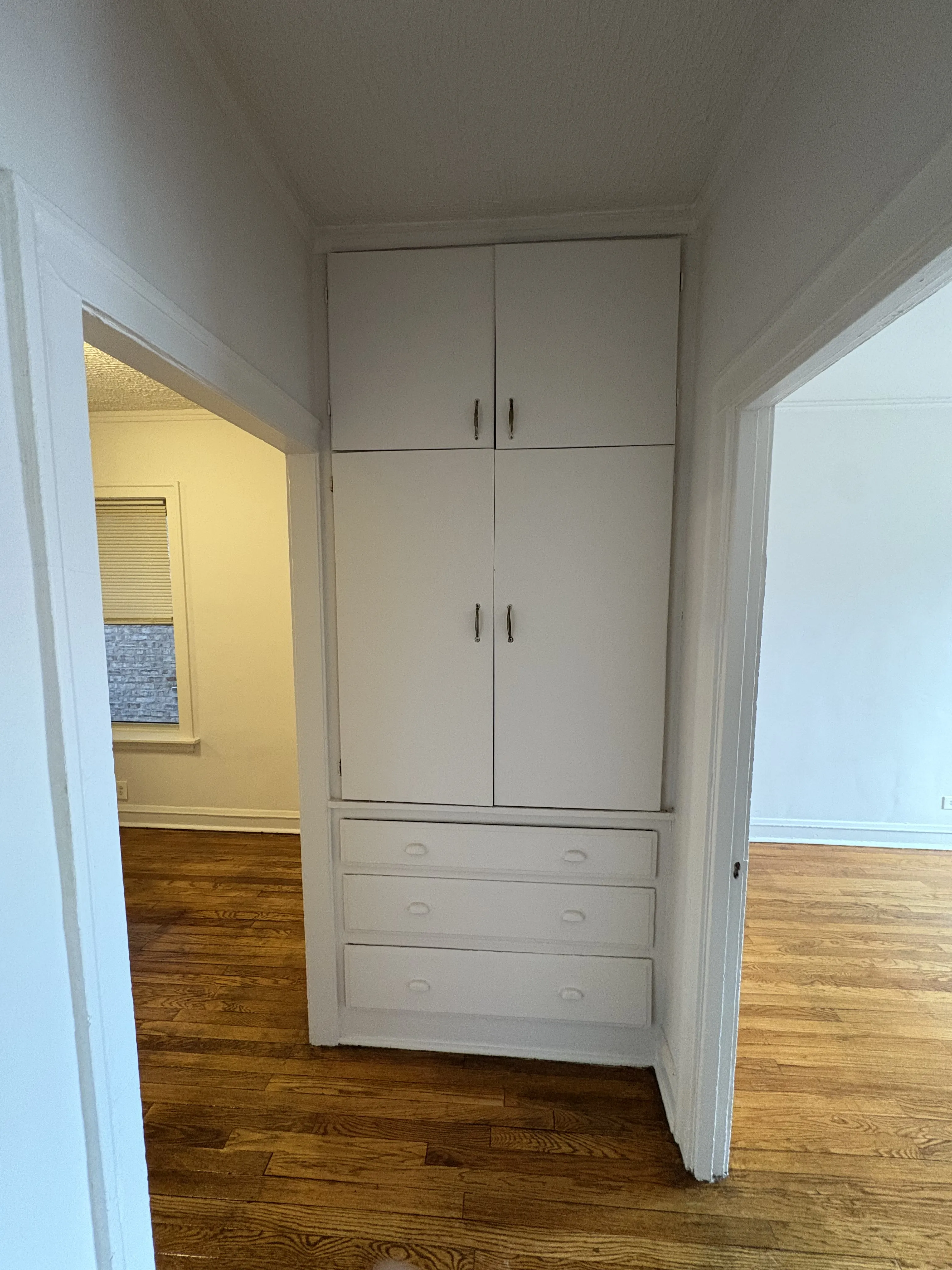 4611 S Ellis Ave   60653 60653-unit#205-Chicago-IL