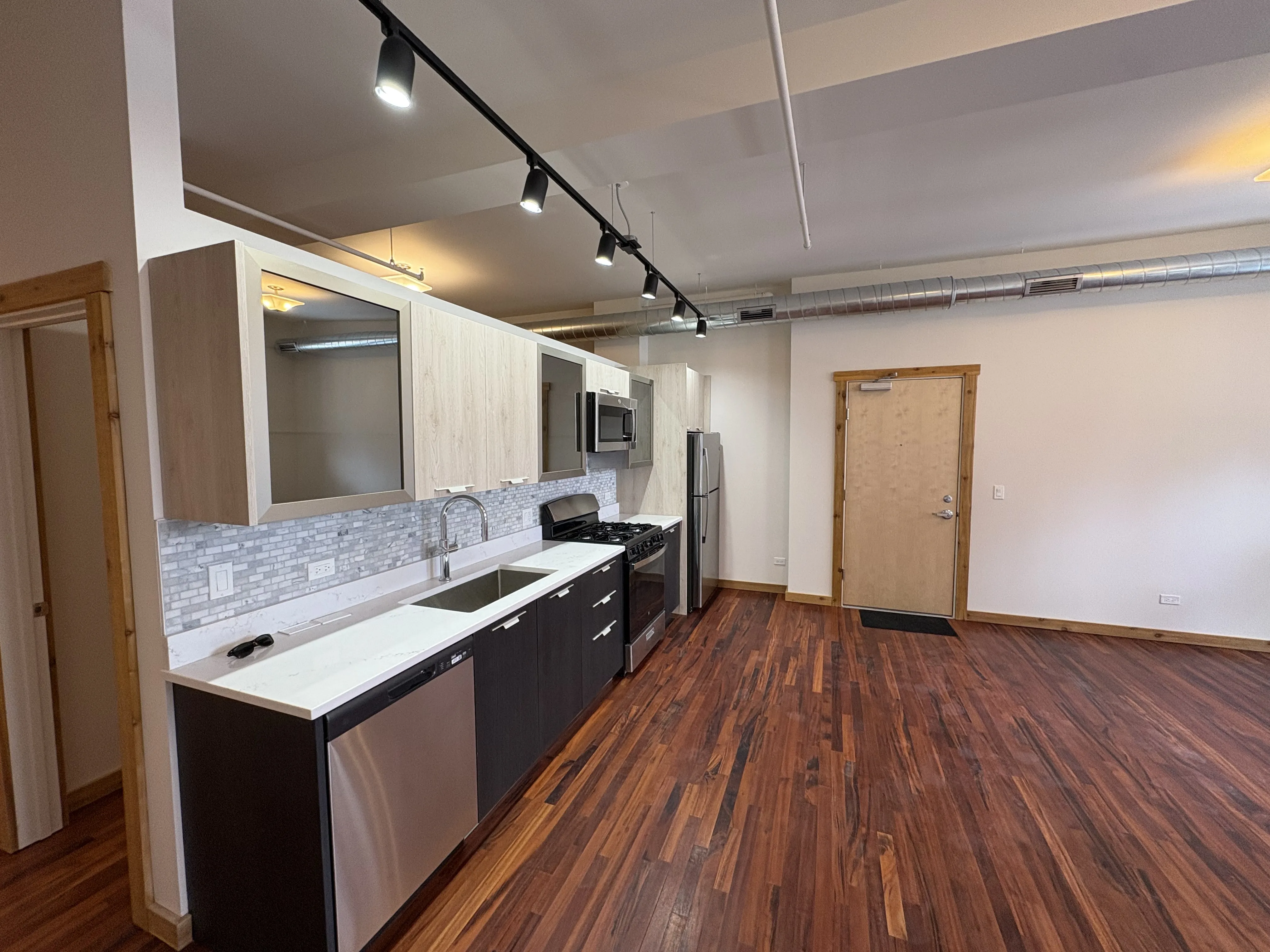 4611 S Ellis Ave   60653 60653-unit#205-Chicago-IL