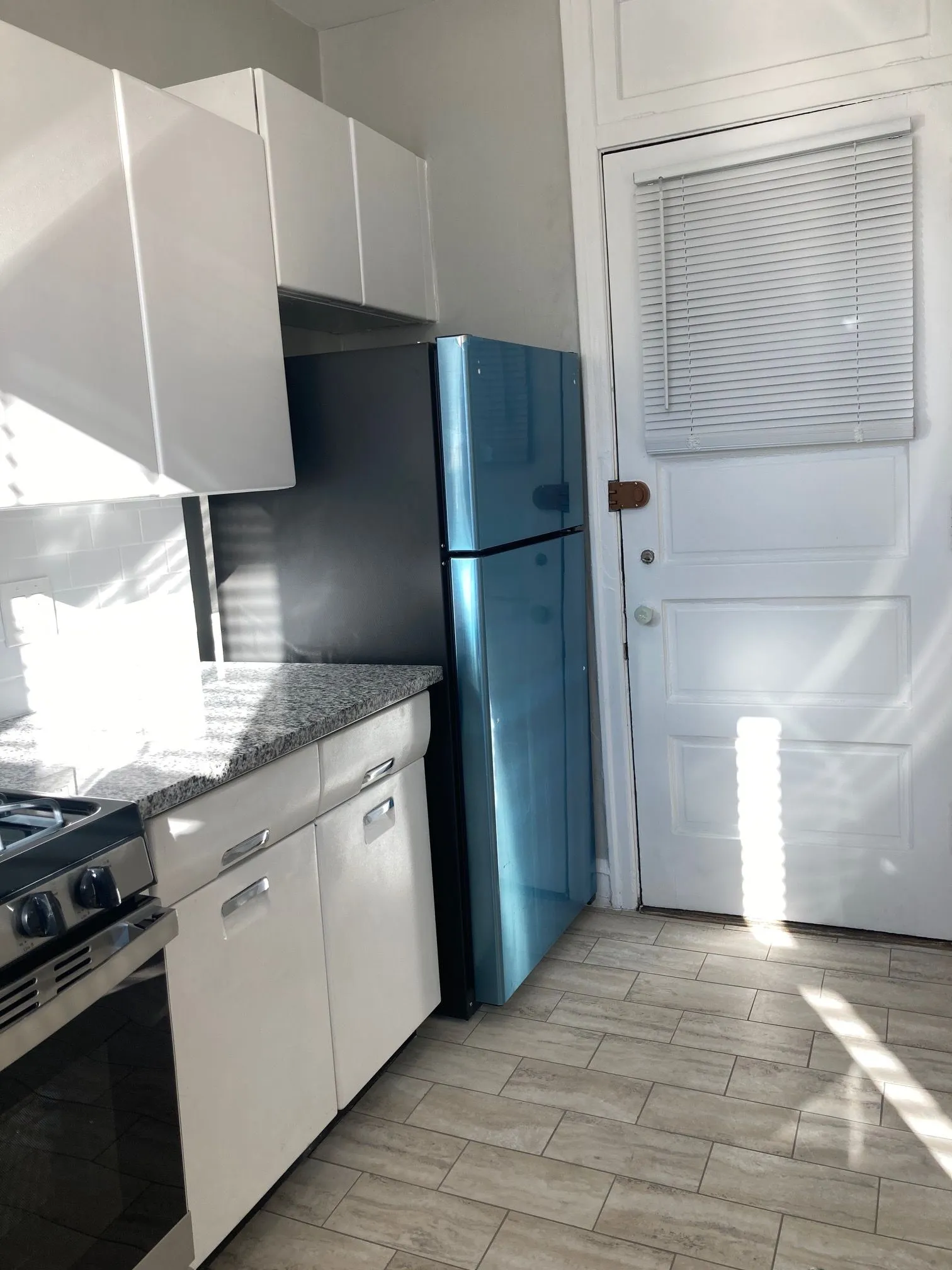 1645 W Touhy Ave   60626 60626-unit#3W-Chicago-IL