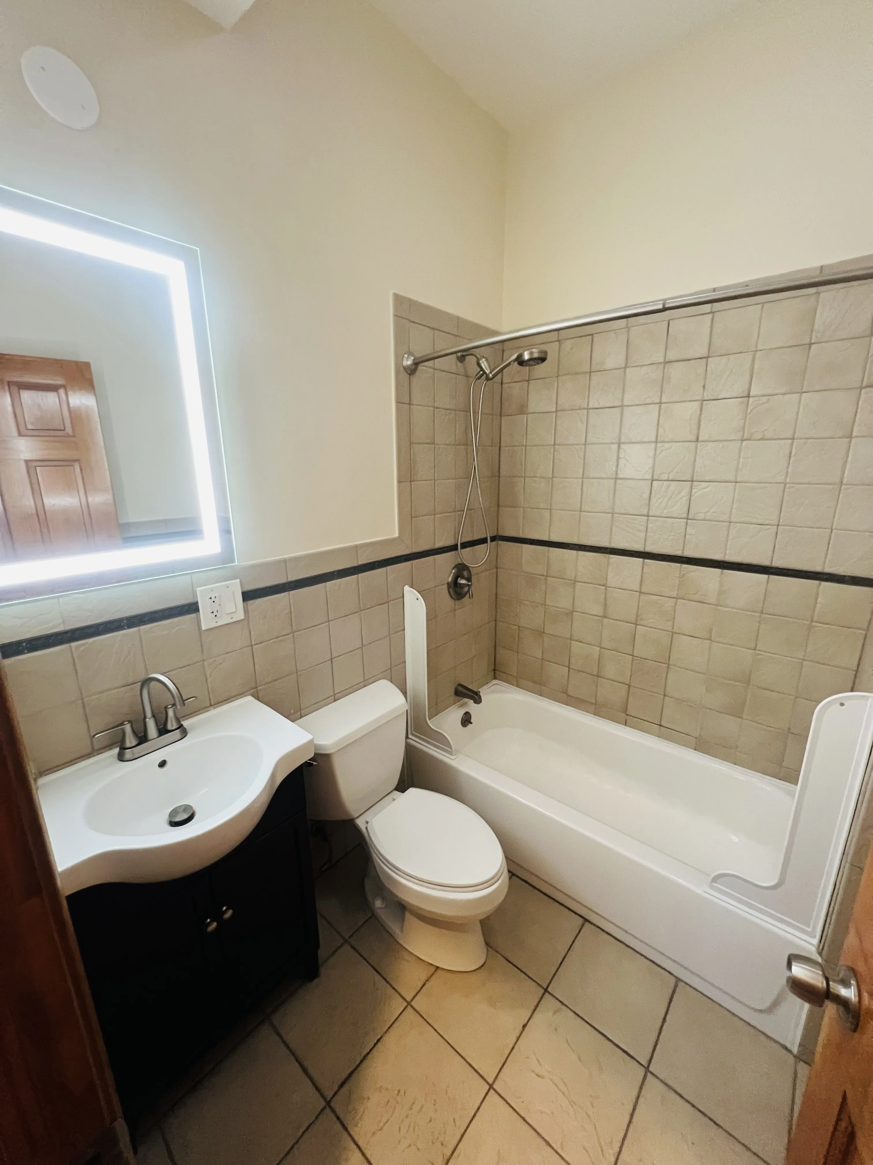 2028 N Hamlin Ave   60647 60647-unit#2-Chicago-IL