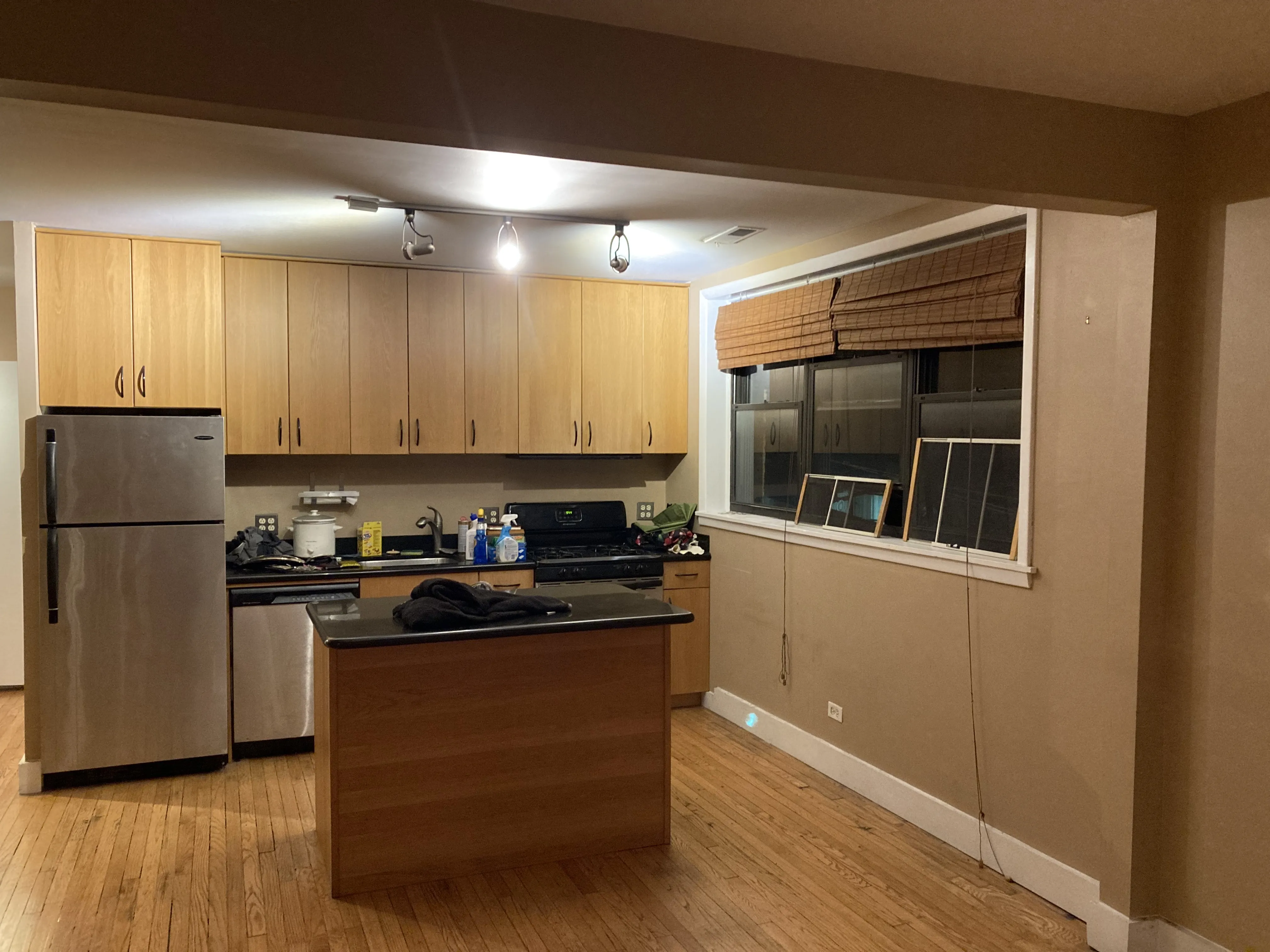 2355 N CALIFORNIA AVE 60647-unit#2S-Chicago-IL