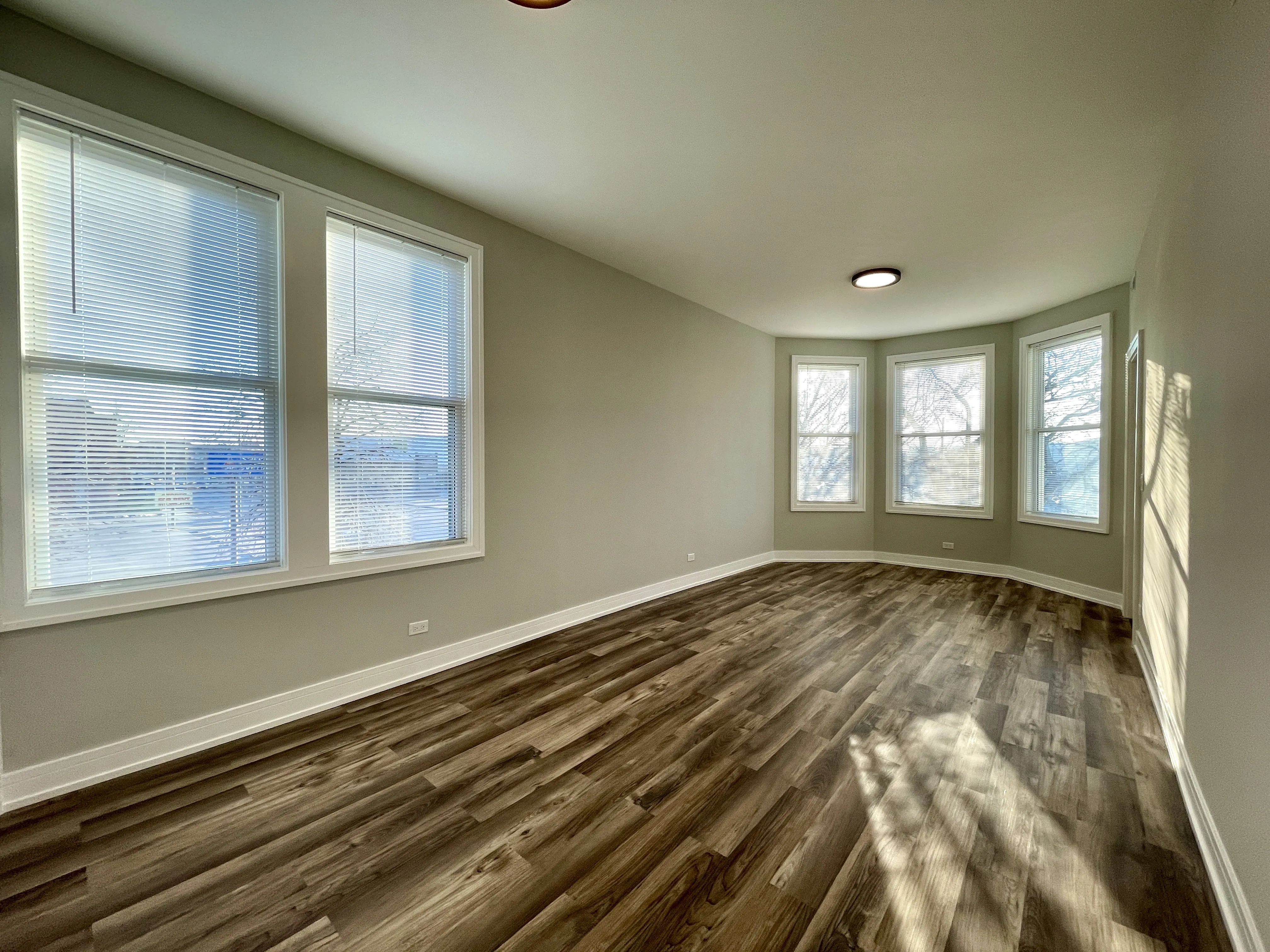 2937 N Ashland Ave 60657 60657-unit#2-Chicago-IL