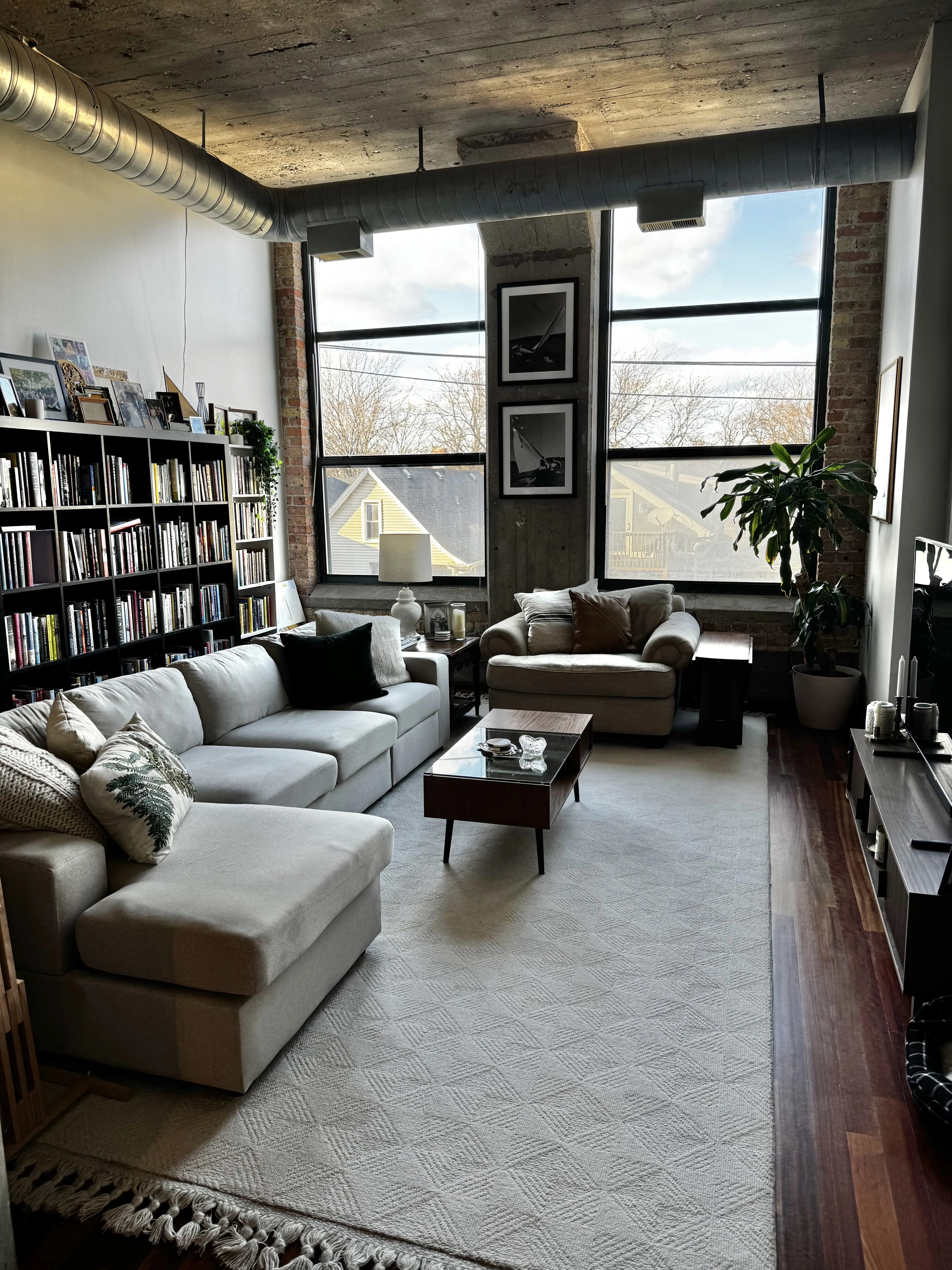 1800 W Roscoe St 60657 60657-Roscoe Village Lofts (Pencil Factory)-unit#326-Chicago-IL
