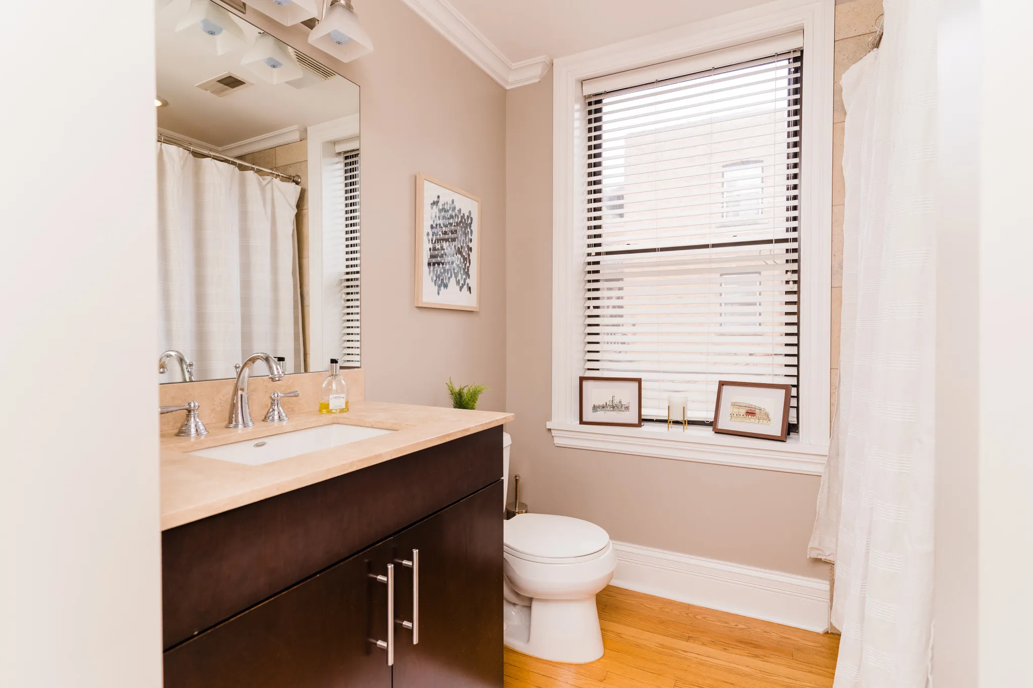 914 W Schubert Ave   60614 60614-unit#2-Chicago-IL