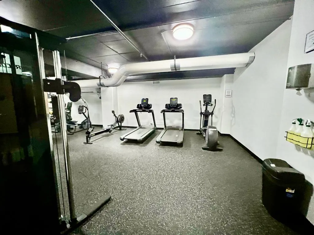 807 Davis St   60201 60201-Sherman Plaza-unit#1304-Evanston-IL