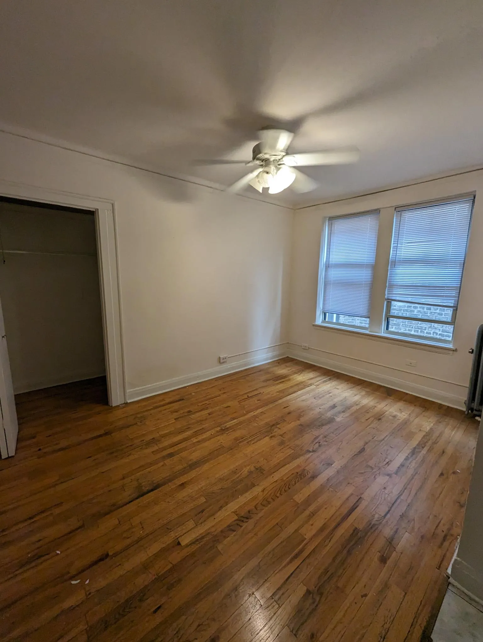 640 W Briar Pl 60657 60657-unit#205-Chicago-IL