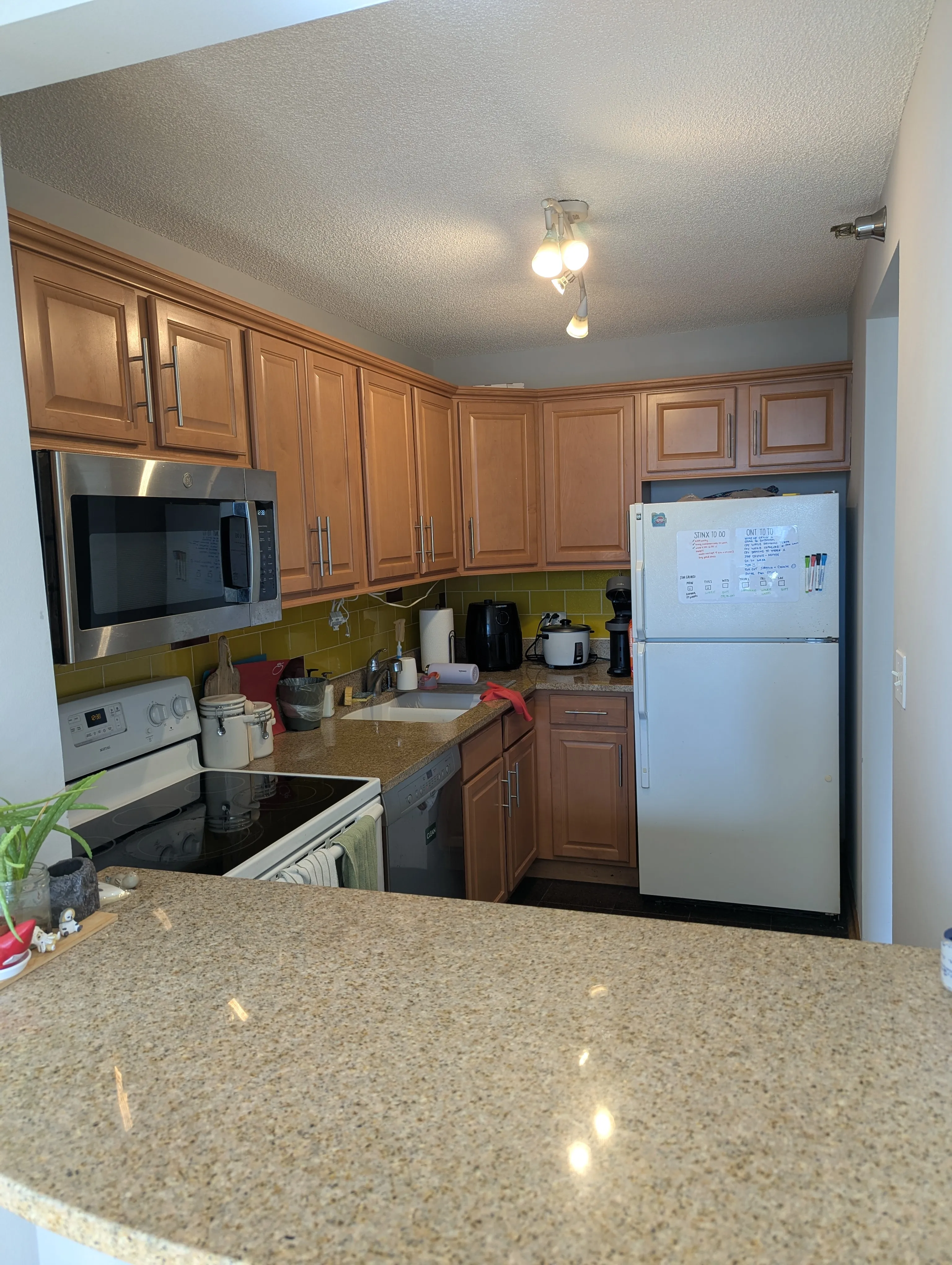 440 N WABASH AVE 60611-7639-Plaza 440 Private Residences-unit#2205-Chicago-IL