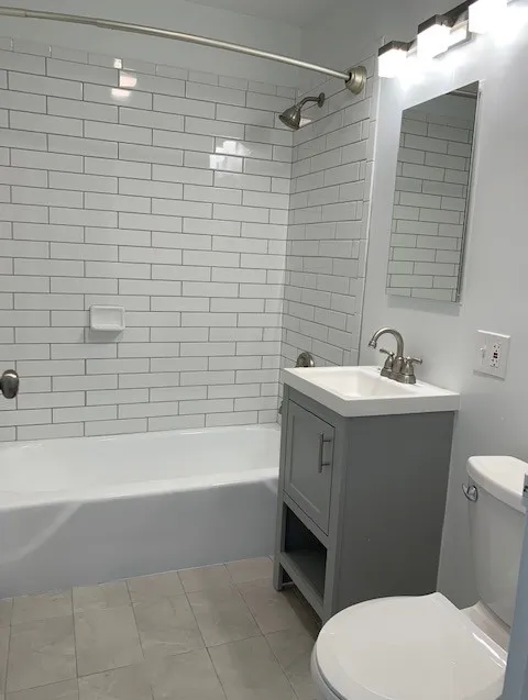2424 N Clark St   60614 60614-unit#310-Chicago-IL