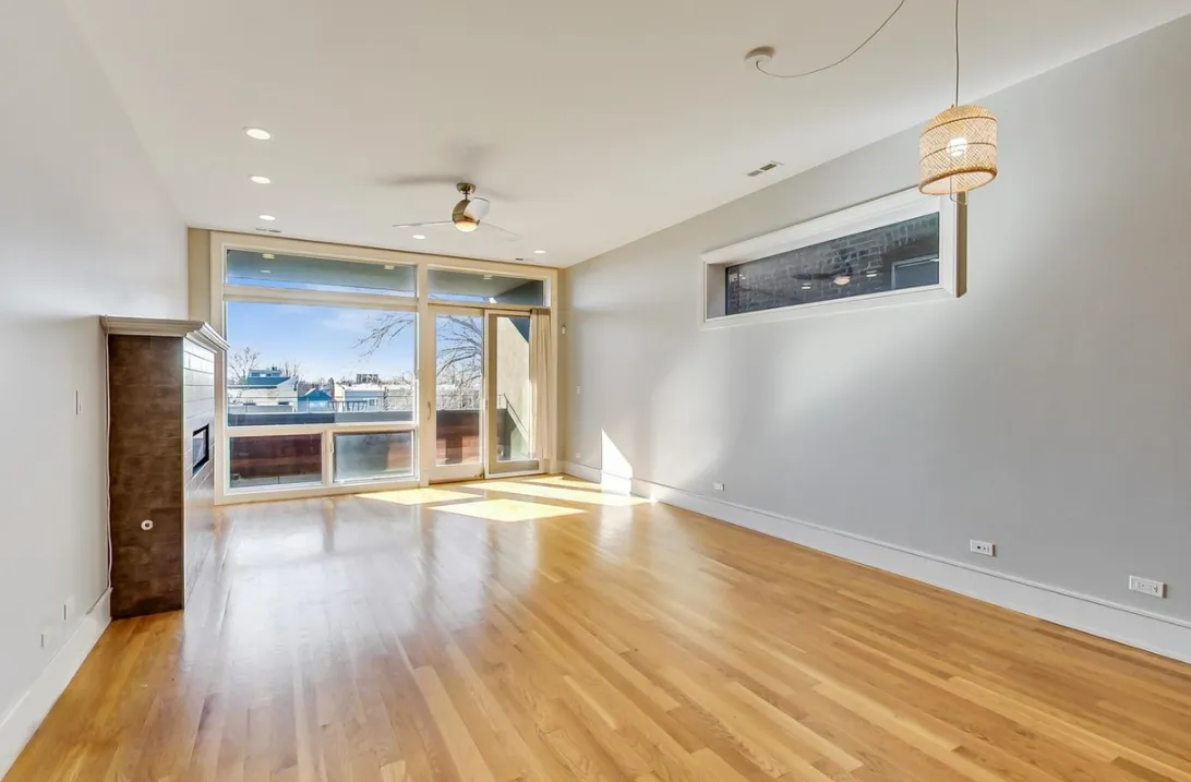 2424 W  Ave   60622 60622-unit#301-Chicago-IL