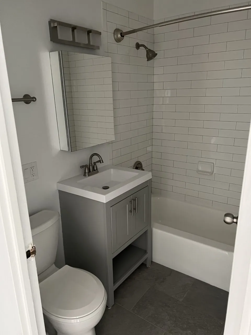 2424 N Clark St   60614 60614-unit#201-Chicago-IL