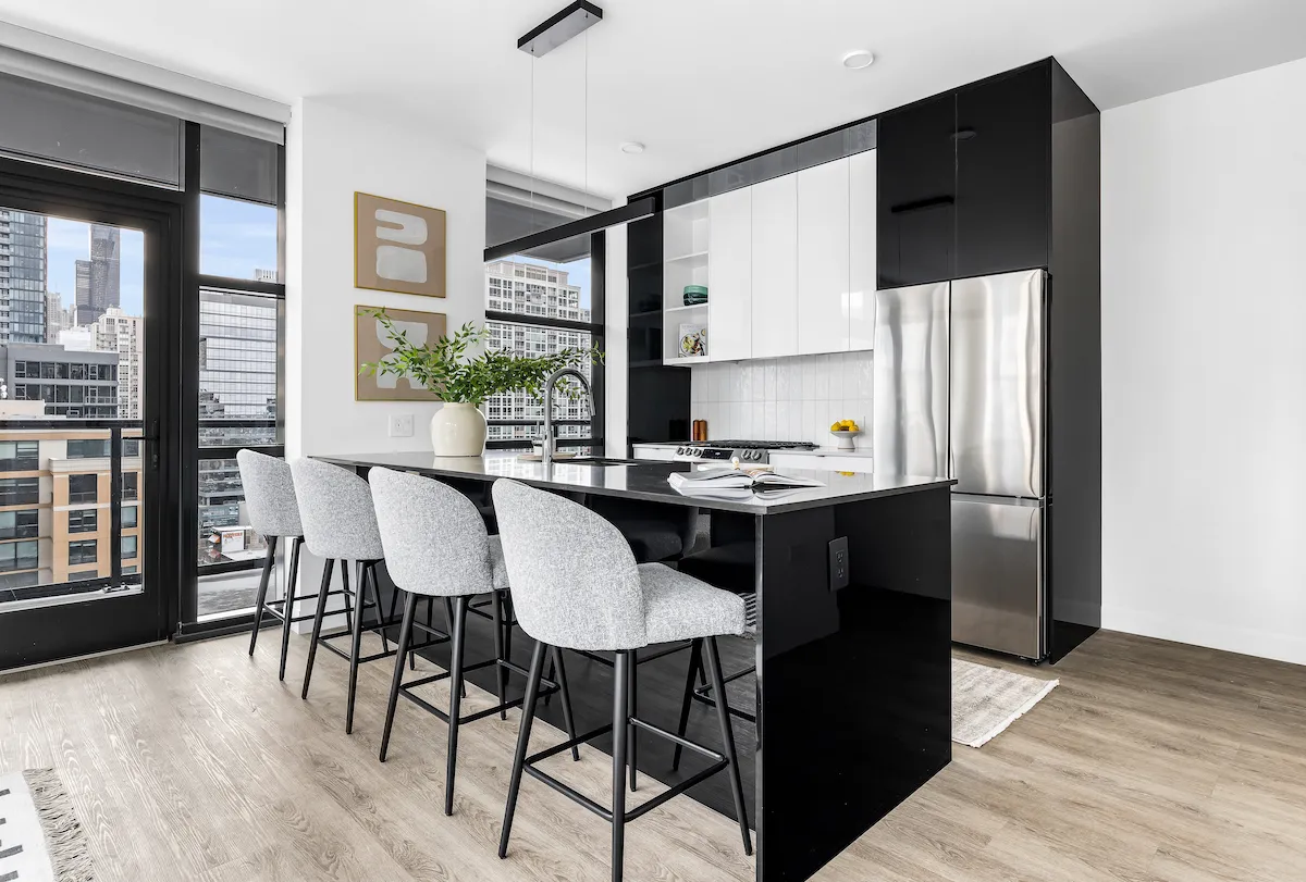 741 N Wells St   60654 60654-The Leo-unit#1409-Chicago-IL