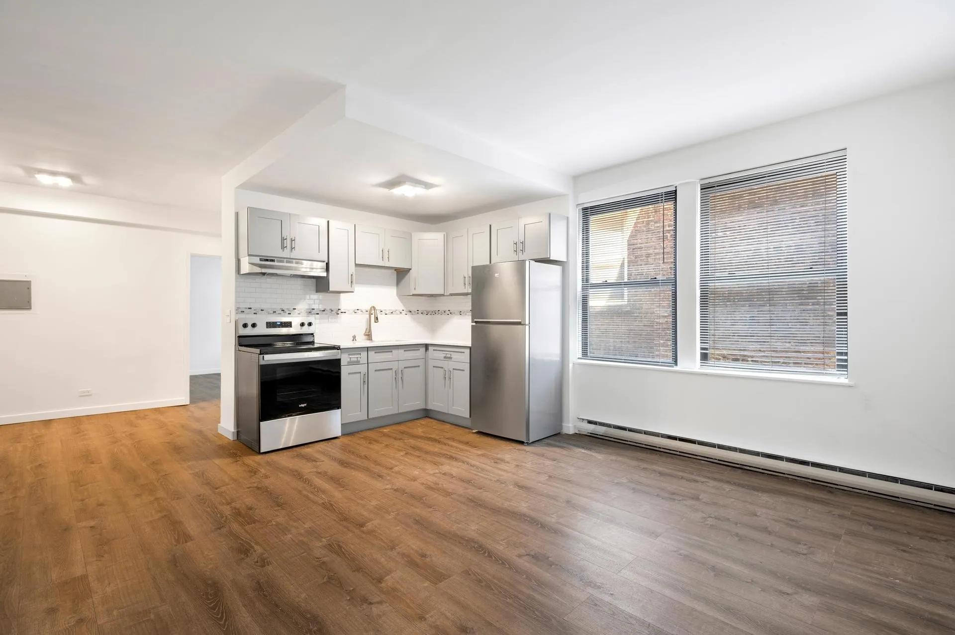 5726 N WINTHROP AVE 60660-unit#403-Chicago-IL