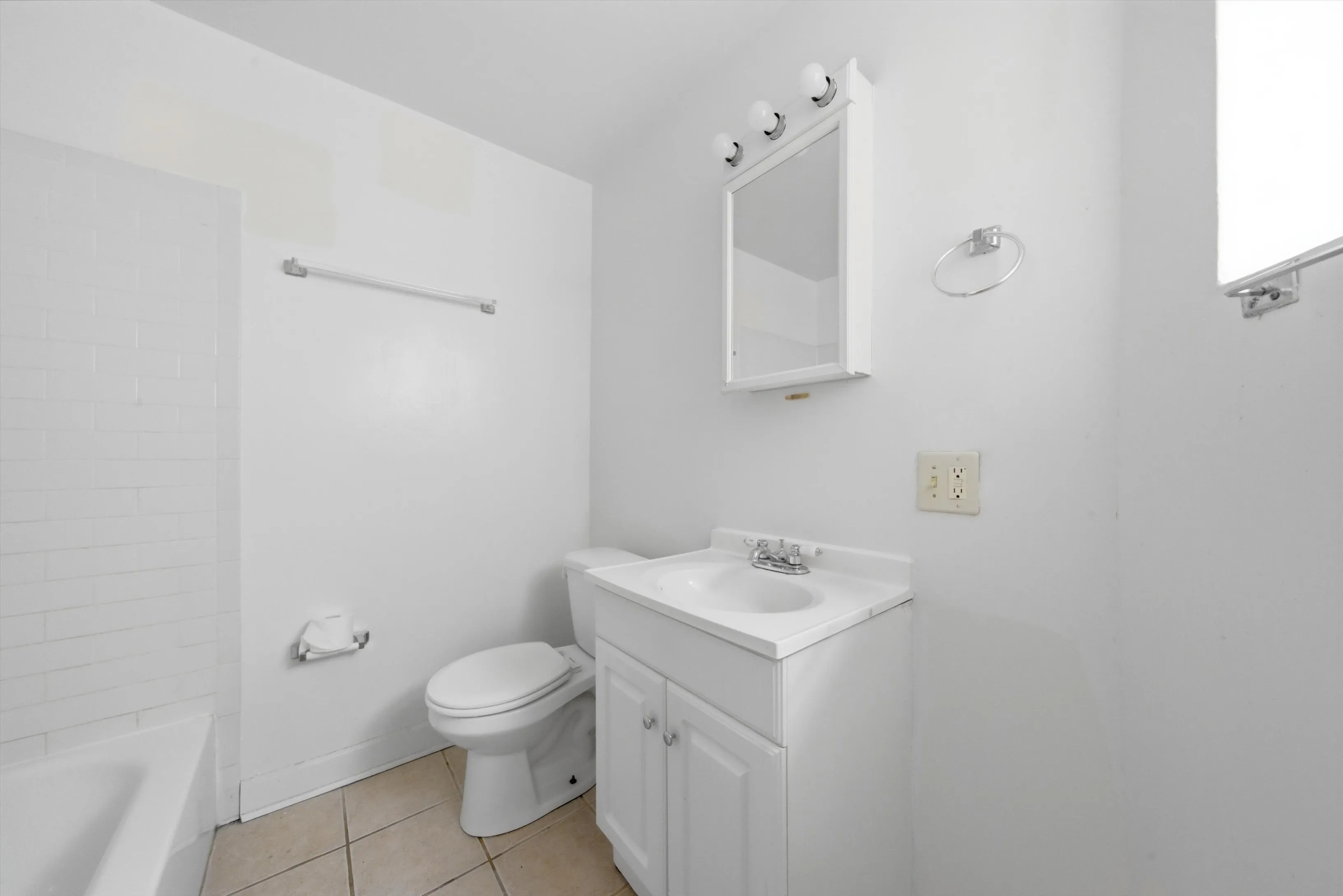 2453 N Spaulding apt 3, ,  60647 60647-unit#3-Chicago-IL