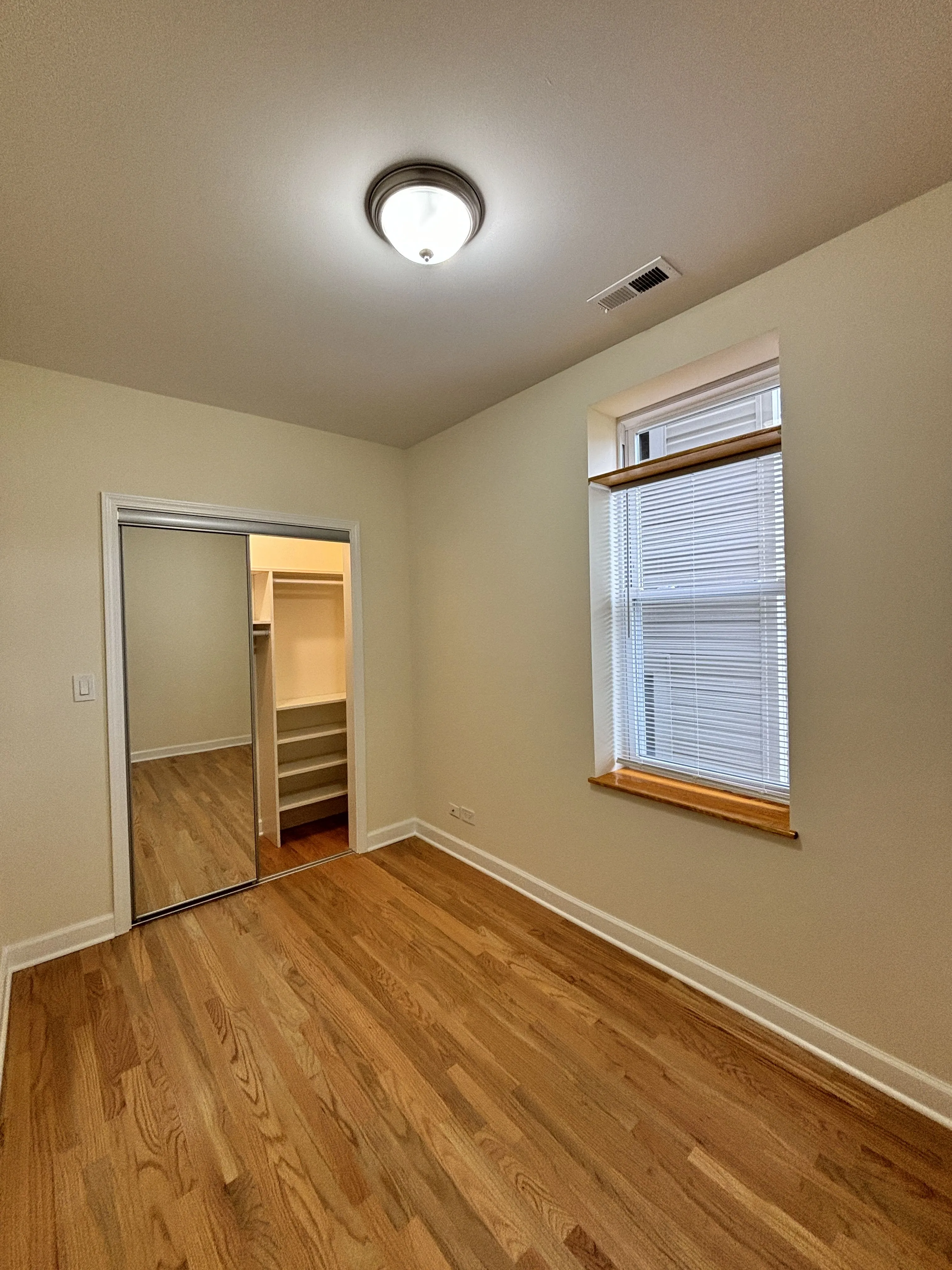 1037 N Wood St   60622 60622-unit#2R-Chicago-IL