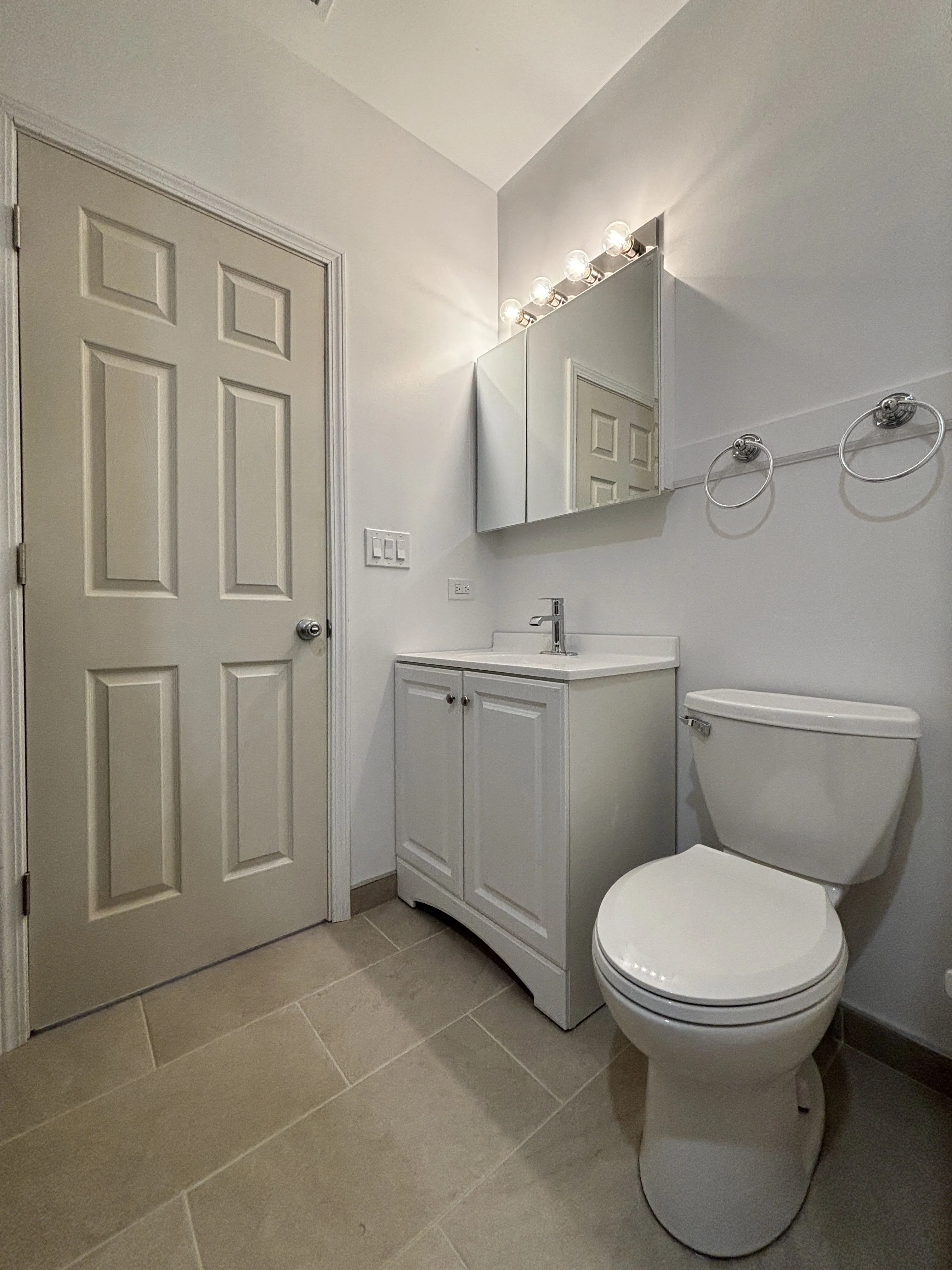 1037 N Wood St   60622 60622-unit#2R-Chicago-IL