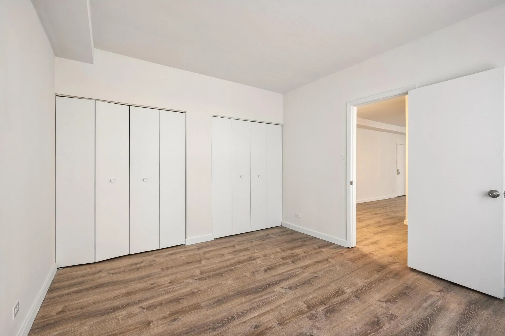 5726 N WINTHROP AVE 60660-unit#403-Chicago-IL
