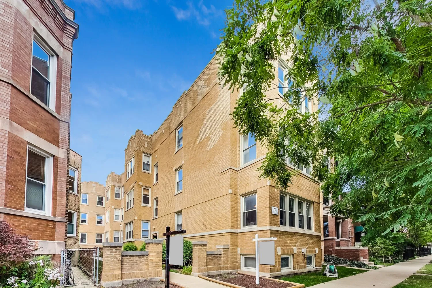 1930 W Addison St 60613 60613-unit#3S-Chicago-IL
