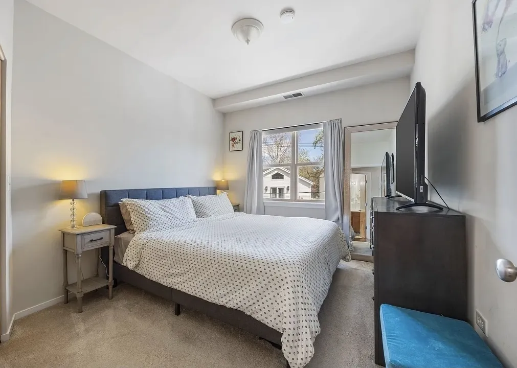 2951 N Clybourn Ave   60618 60618-unit#308-Chicago-IL