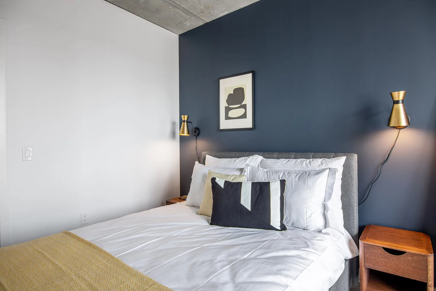 311 W Illinois St   60654 60654-3Eleven-unit#ID119-Chicago-IL