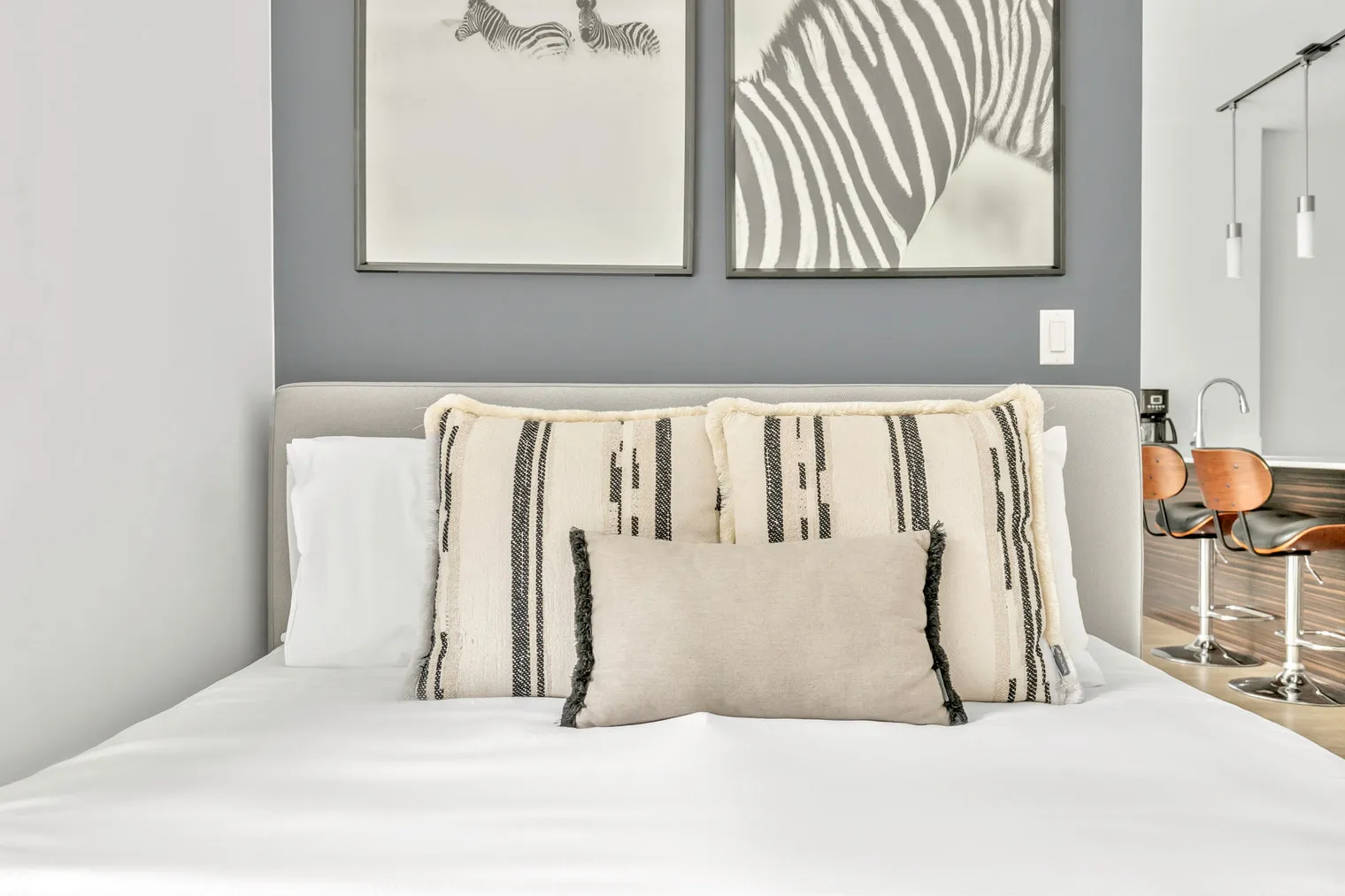 201 N Garland Ct   60601 60601-Mila-unit#ID230-Chicago-IL
