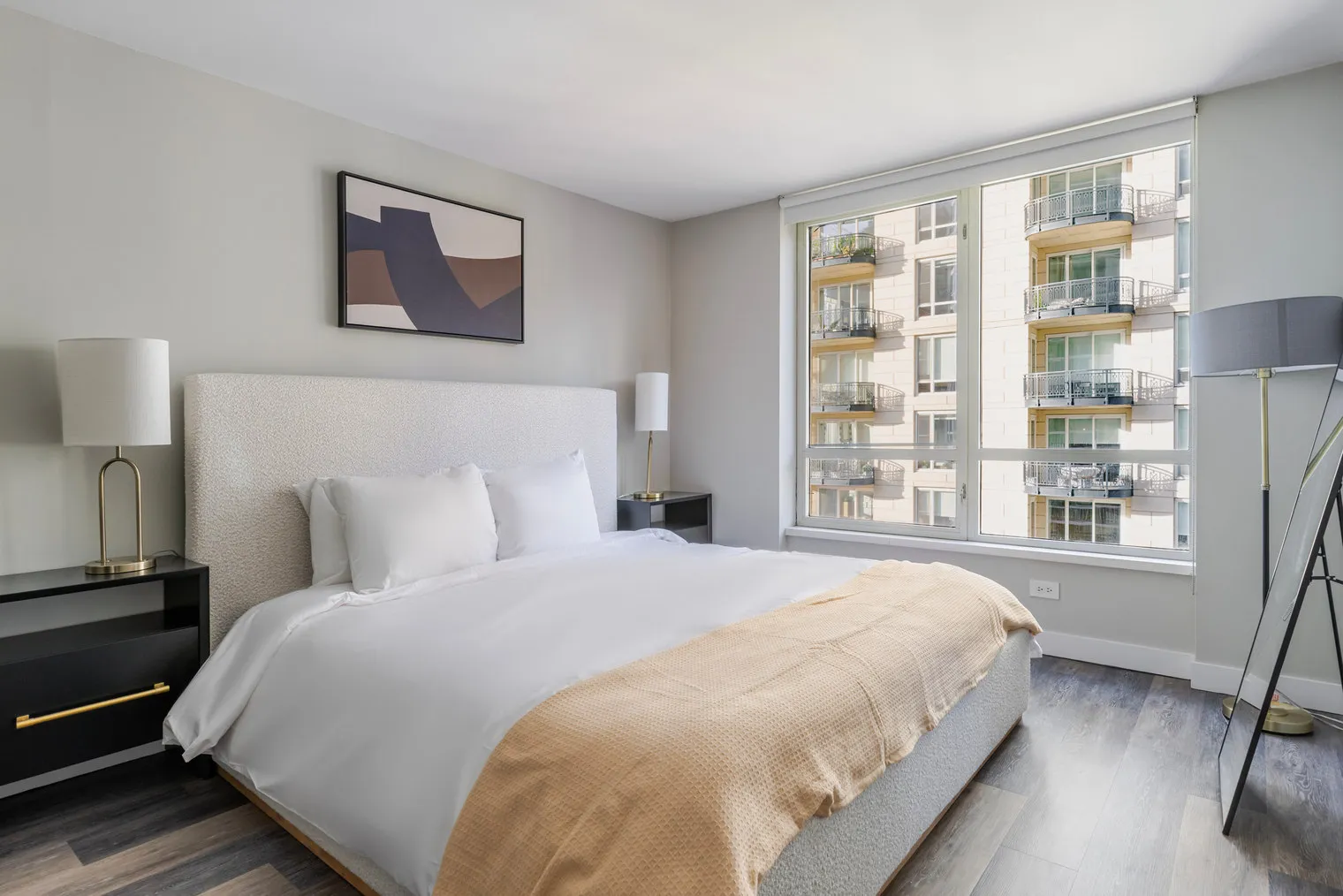 1 E Delaware Pl   60611 60611-One East Delaware-unit#ID1359-Chicago-IL