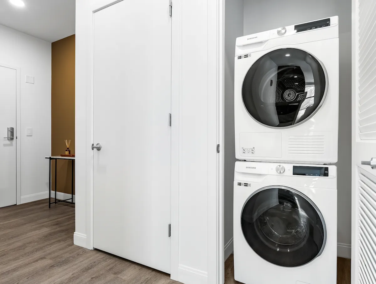 741 N Wells St   60654 60654-The Leo-unit#1402-Chicago-IL