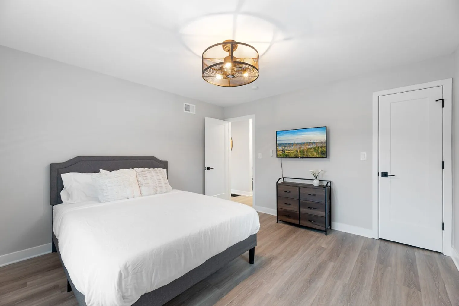 1001 W Howard St 60202 60202-Building Howard Street - schneidergroup-unit#ID1032507P-Evanston-IL