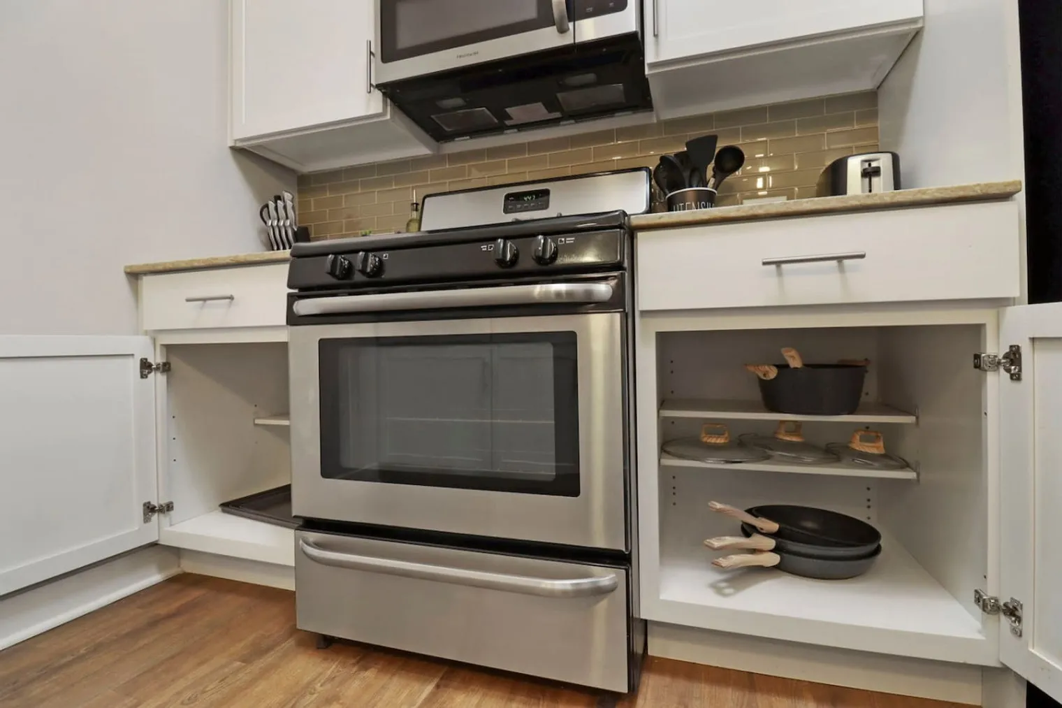 255 N Addison Ave   60126 60126-Building North Addison Avenue - house-of-living21-unit#ID1366994P-Elmhurst-IL