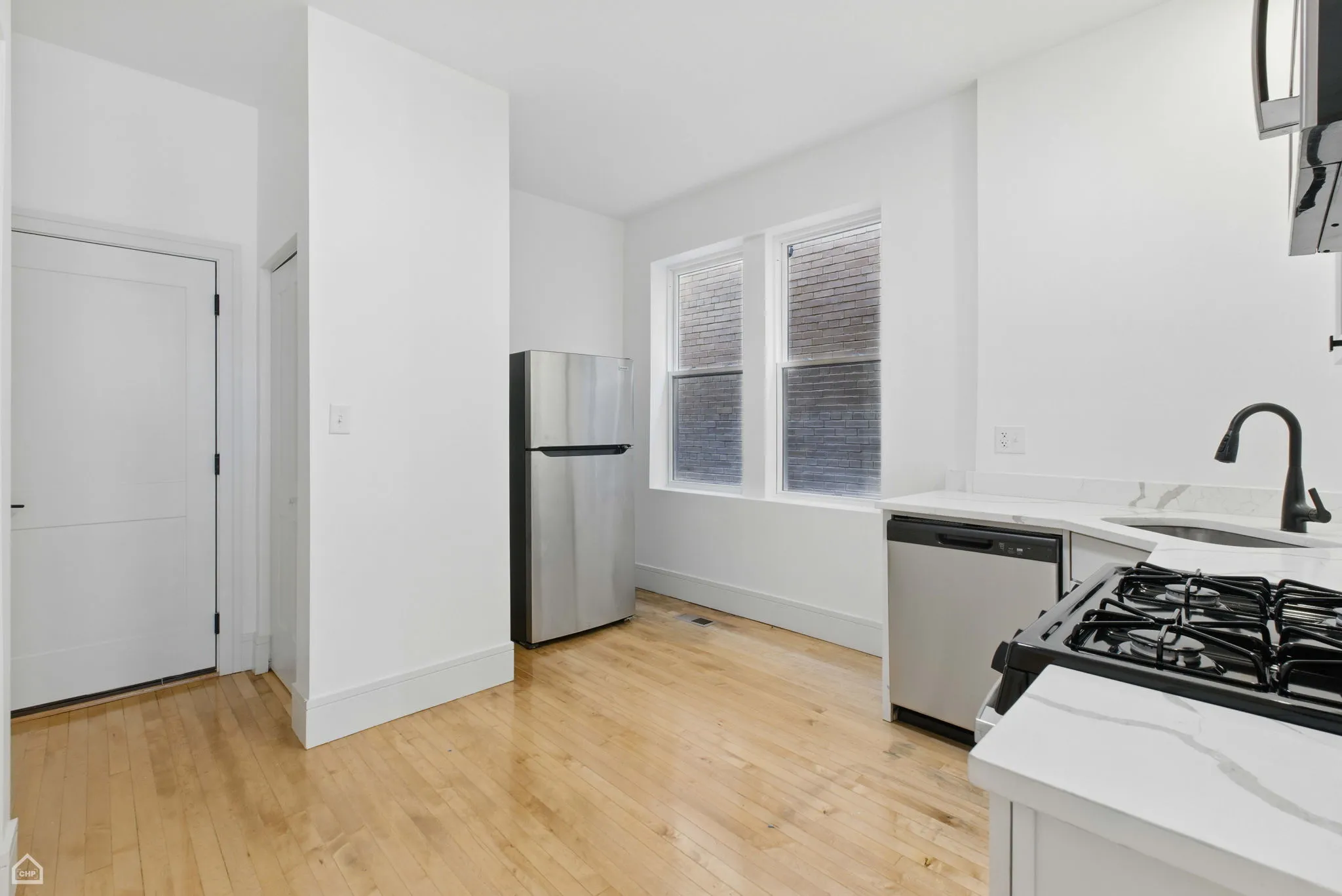 1928 W 21st St   60608 60608-1928-unit#1F-Chicago-IL