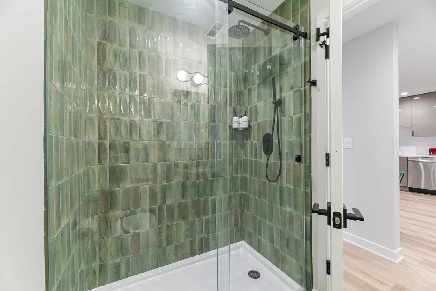 2316 W Estes Ave 60645 60645-Building West Estes Avenue - schneidergroup-unit#ID1060170P-Chicago-IL