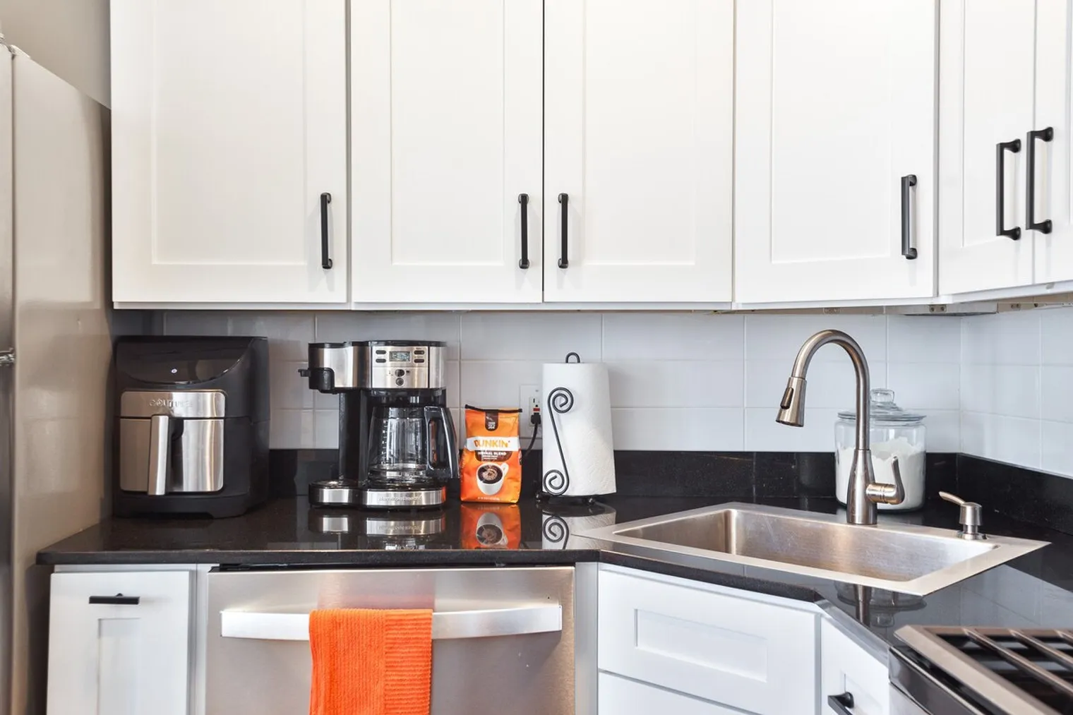 2238 W Barry Ave 60618 60618-Building West Barry Avenue - ktg-unit#ID1359764P-Chicago-IL
