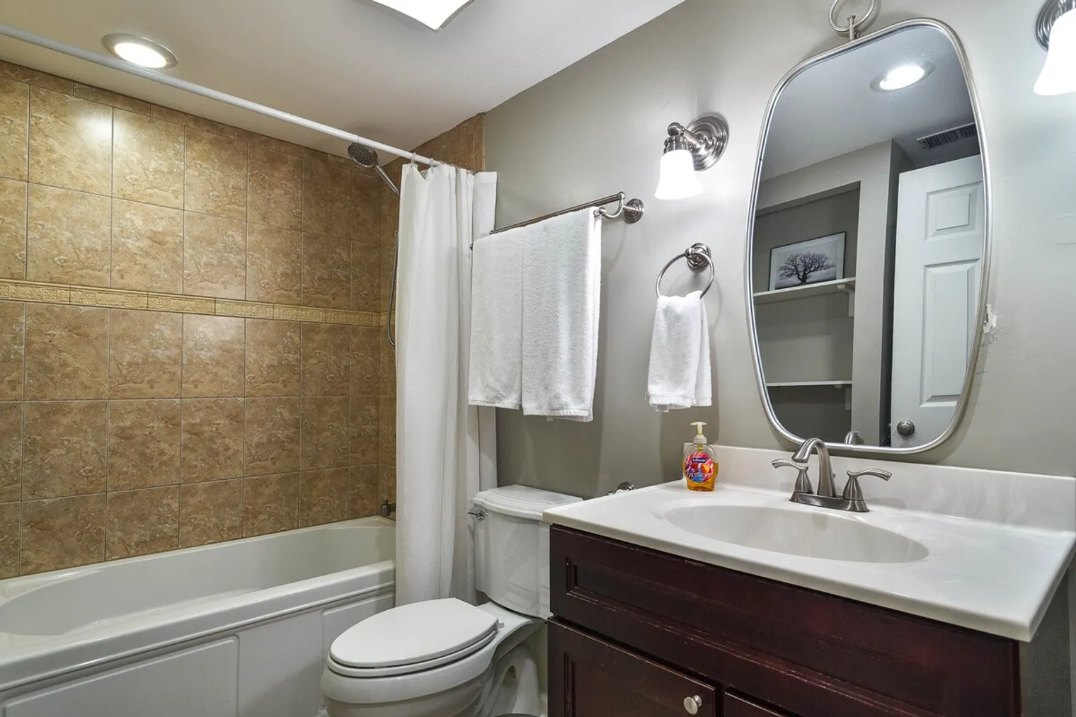 2219 N Bissell St   60614 60614-Building North Bissell Street - ktg-unit#ID1359763P-Chicago-IL