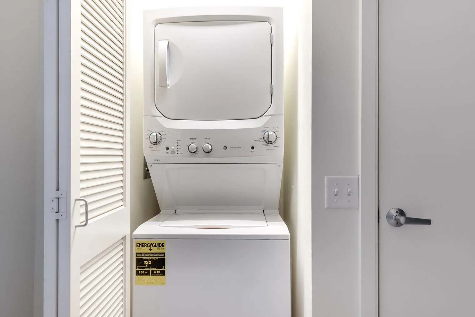 210 N Wells St   60606 60606-Lake & Wells Apartments-unit#ID248-Chicago-IL