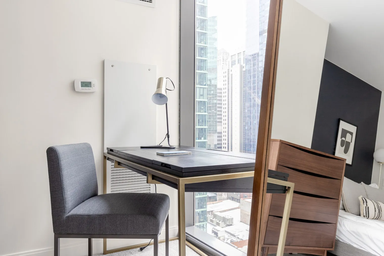 210 N Wells St 60606 60606-Lake & Wells Apartments-unit#ID251-Chicago-IL