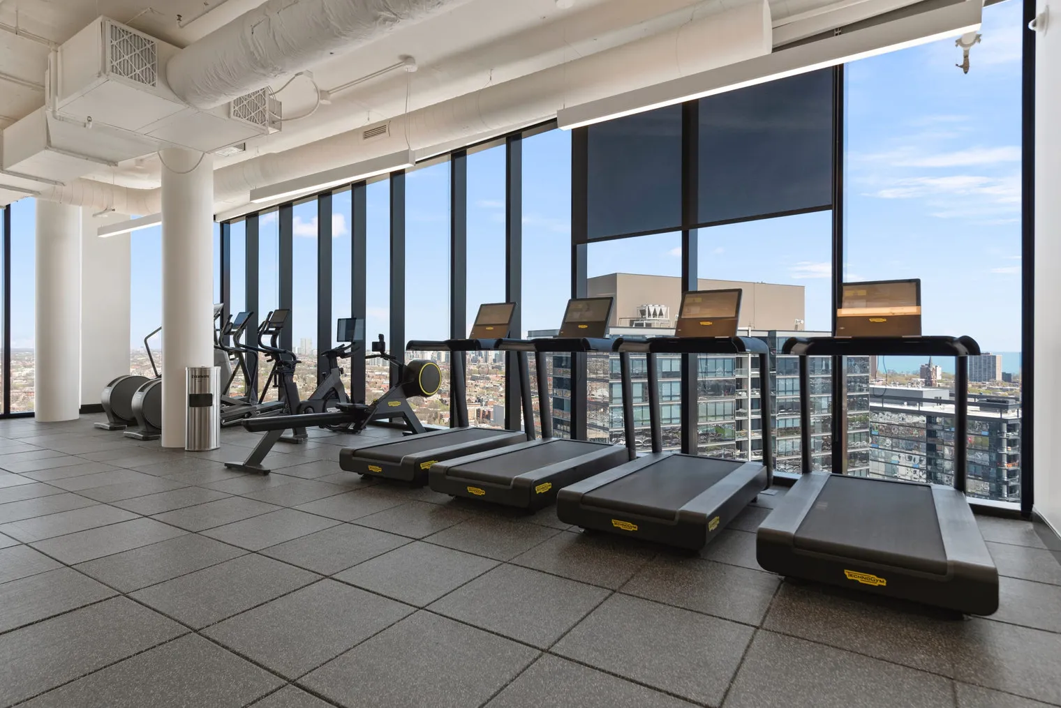 901 W Blackhawk St   60642 60642-Building North Kingsbury Street - cloud9-guesty-unit#ID1029653P-Chicago-IL