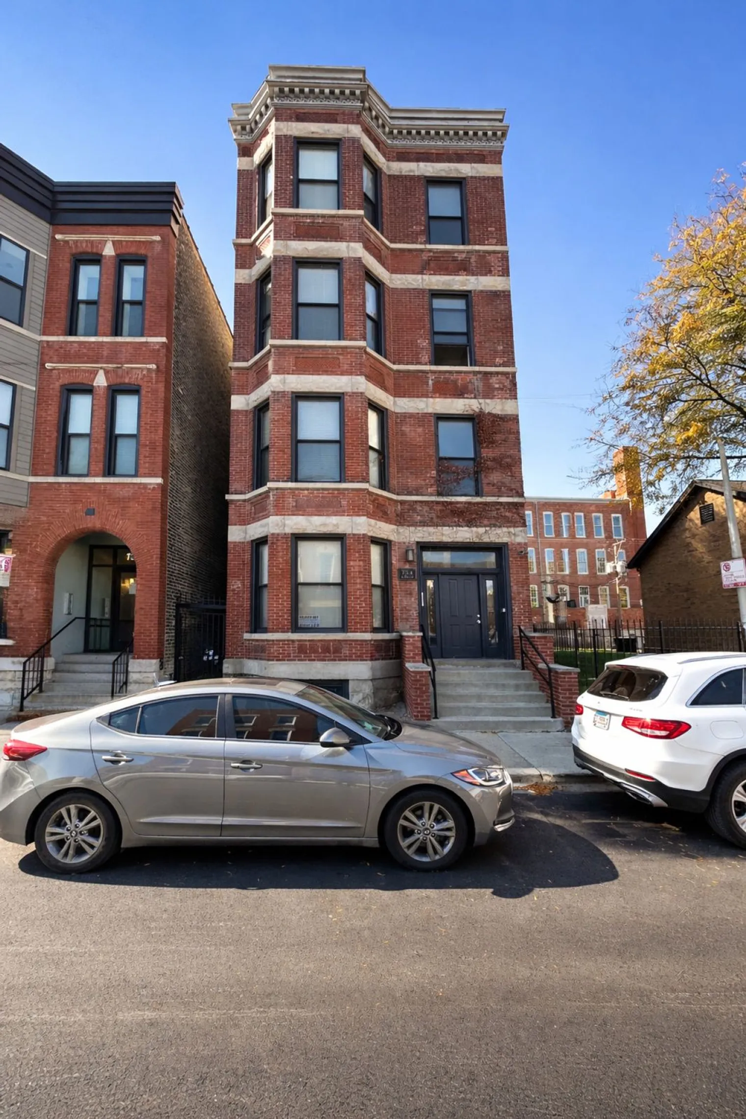 736 N Throop St   60642 60642-Building North Throop Street-unit#ID1494909P-Chicago-IL