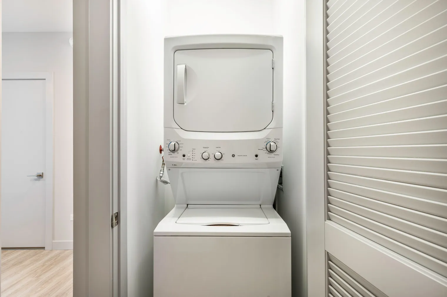 330 S Wells St   60606 60606-330 S Wells-unit#ID200-Chicago-IL