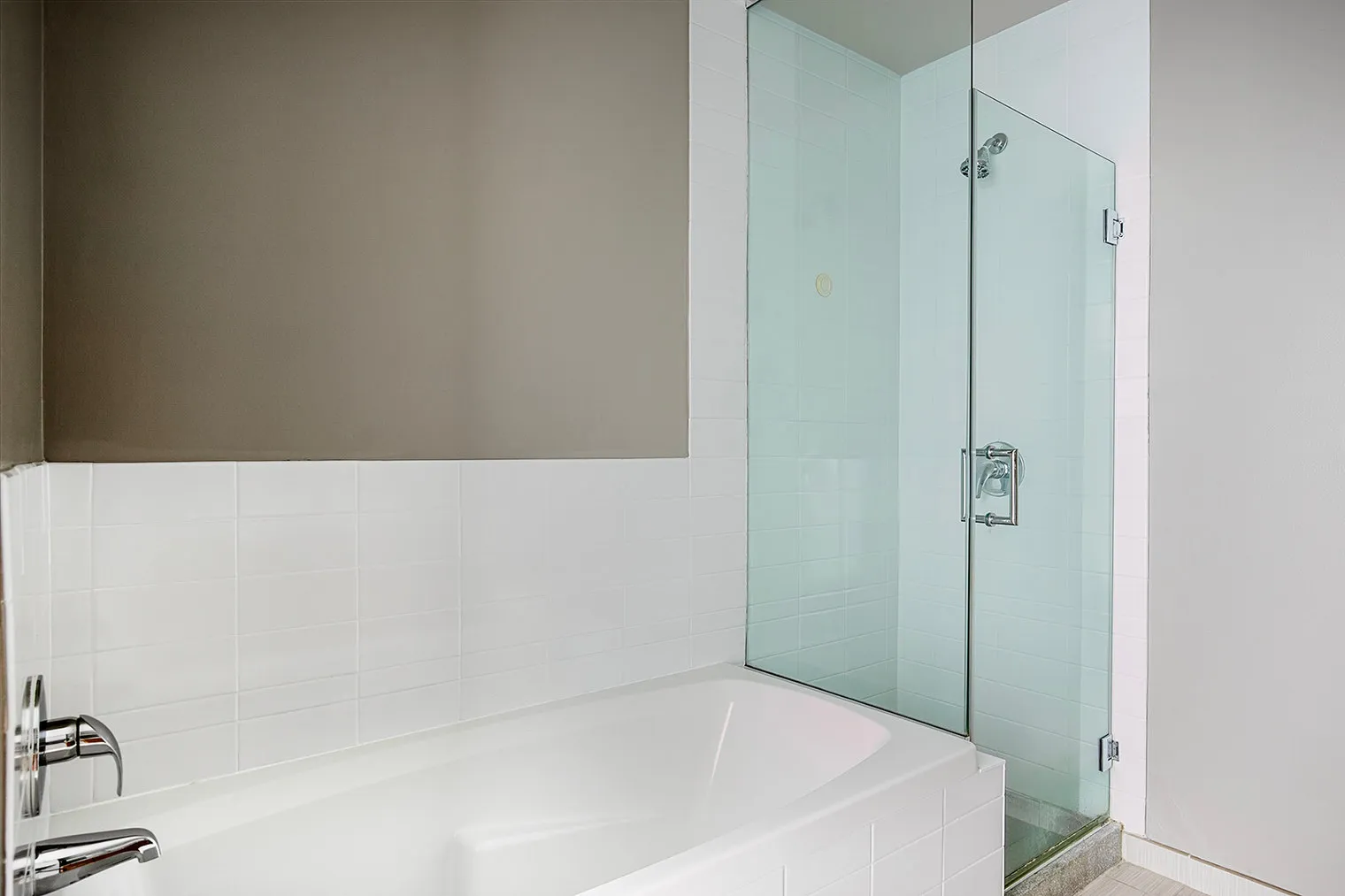 505 N State St   60654 60654-State & Grand-unit#ID1143-Chicago-IL