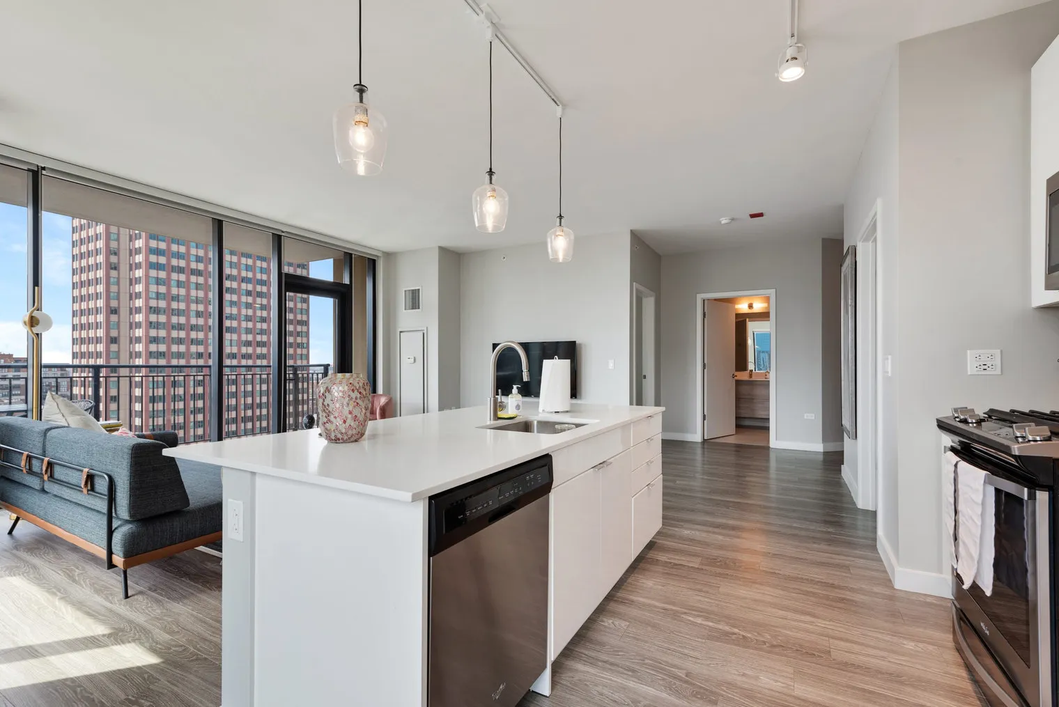 823 N Clark St   60610 60610-Building North Clark Street - cloud9-guesty-unit#ID1029588P-Chicago-IL