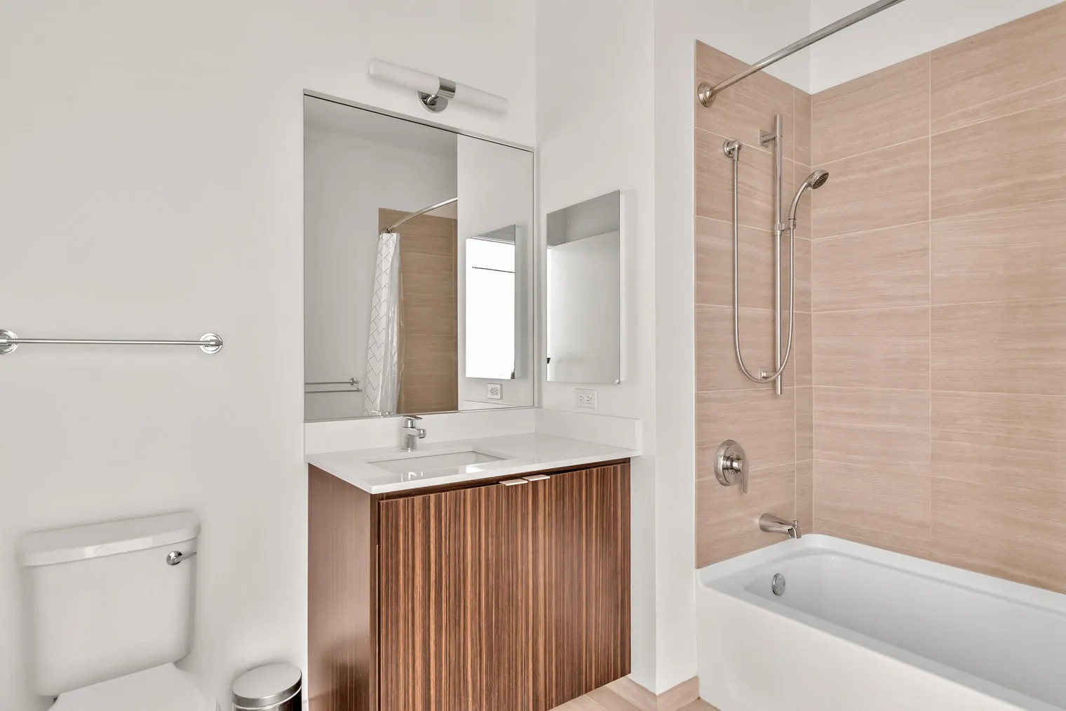201 N Garland Ct   60601 60601-Mila-unit#ID230-Chicago-IL