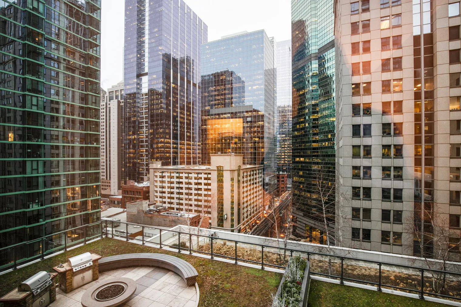 210 N Wells St 60601 60601-Lake & Wells Apartments-unit#ID211-Chicago-IL