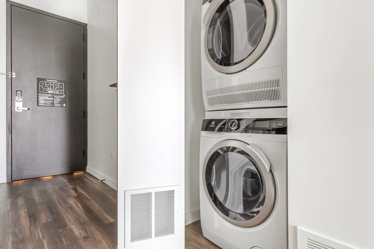 61 W Erie St   60654 60654-The Opal-unit#ID1409-Chicago-IL
