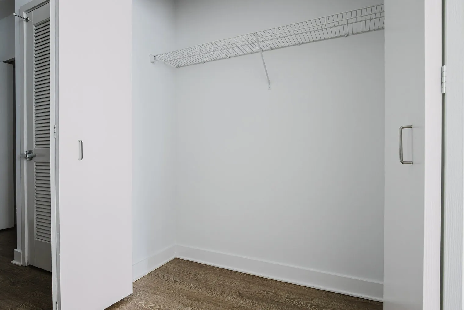 201 N Garland Ct   60601 60601-Mila-unit#ID1184-Chicago-IL