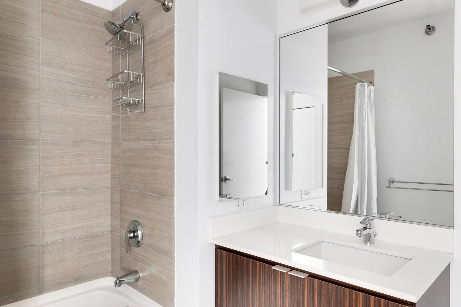 201 N Garland Ct   60601 60601-Mila-unit#ID1326-Chicago-IL