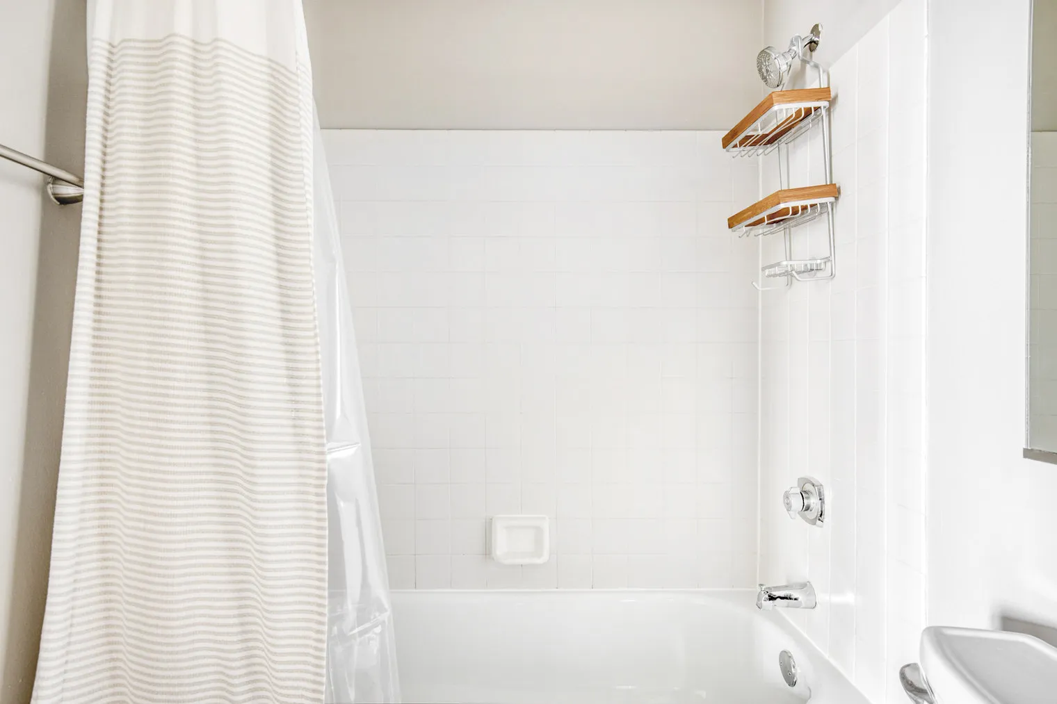 420 E Ohio St 60611 60611-420 East Ohio-unit#ID584-Chicago-IL